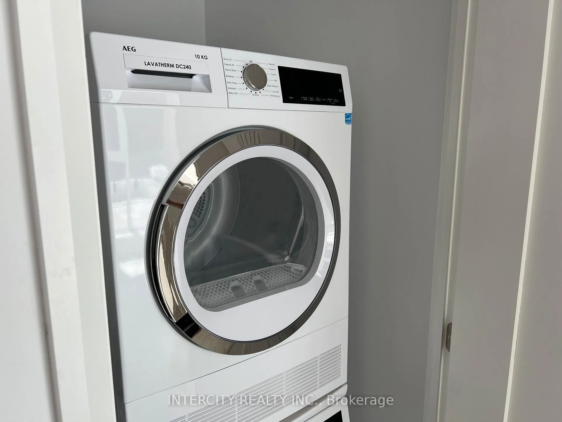 Photo 24 of Unit 312, 75 James Street S, Hamilton, Corktown — HOMEH