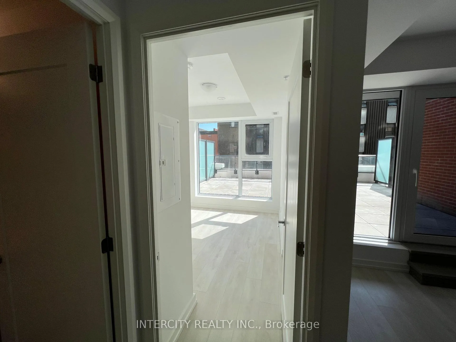 Photo 27 of Unit 312, 75 James Street S, Hamilton, Corktown — HOMEH