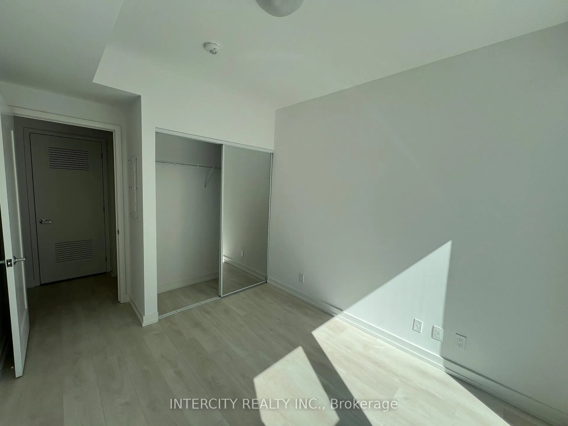 Photo 29 of Unit 312, 75 James Street S, Hamilton, Corktown — HOMEH