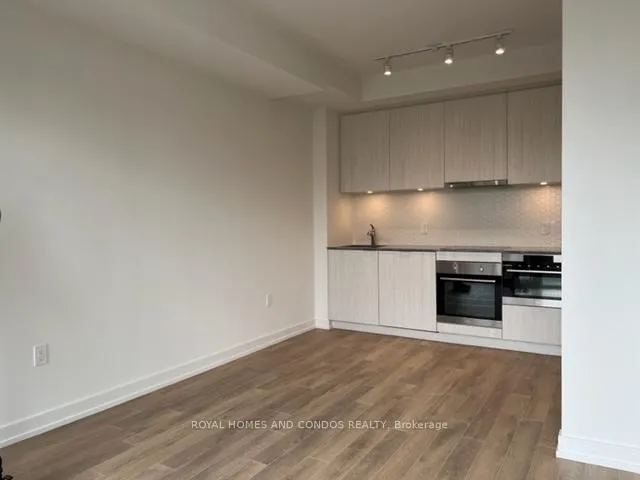Photo 14 of Unit 908, 158 Front St Street E, Toronto, Moss Park — HOMEH