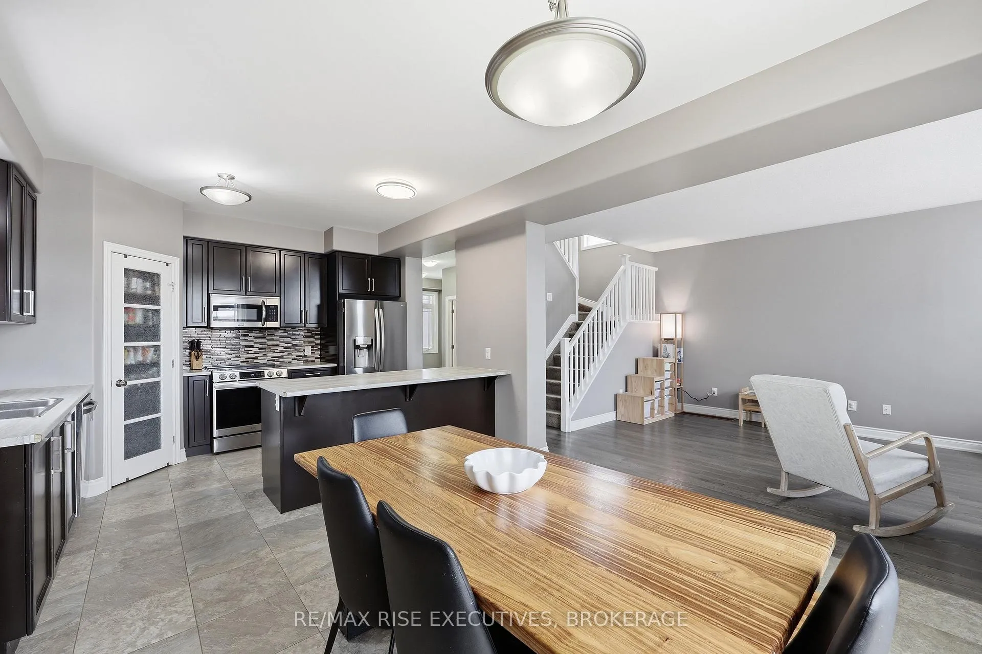 Photo 12 of 203 Kildare Avenue, Loyalist, Amherstview — HOMEH