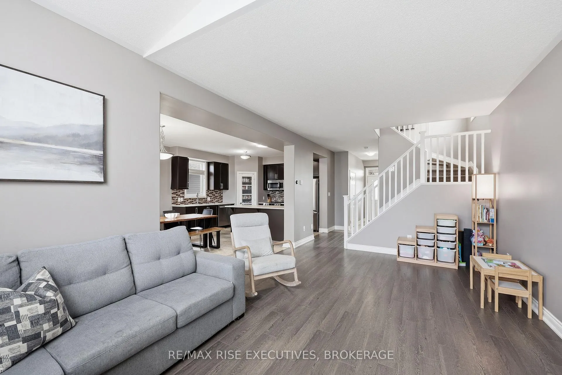 Photo 15 of 203 Kildare Avenue, Loyalist, Amherstview — HOMEH