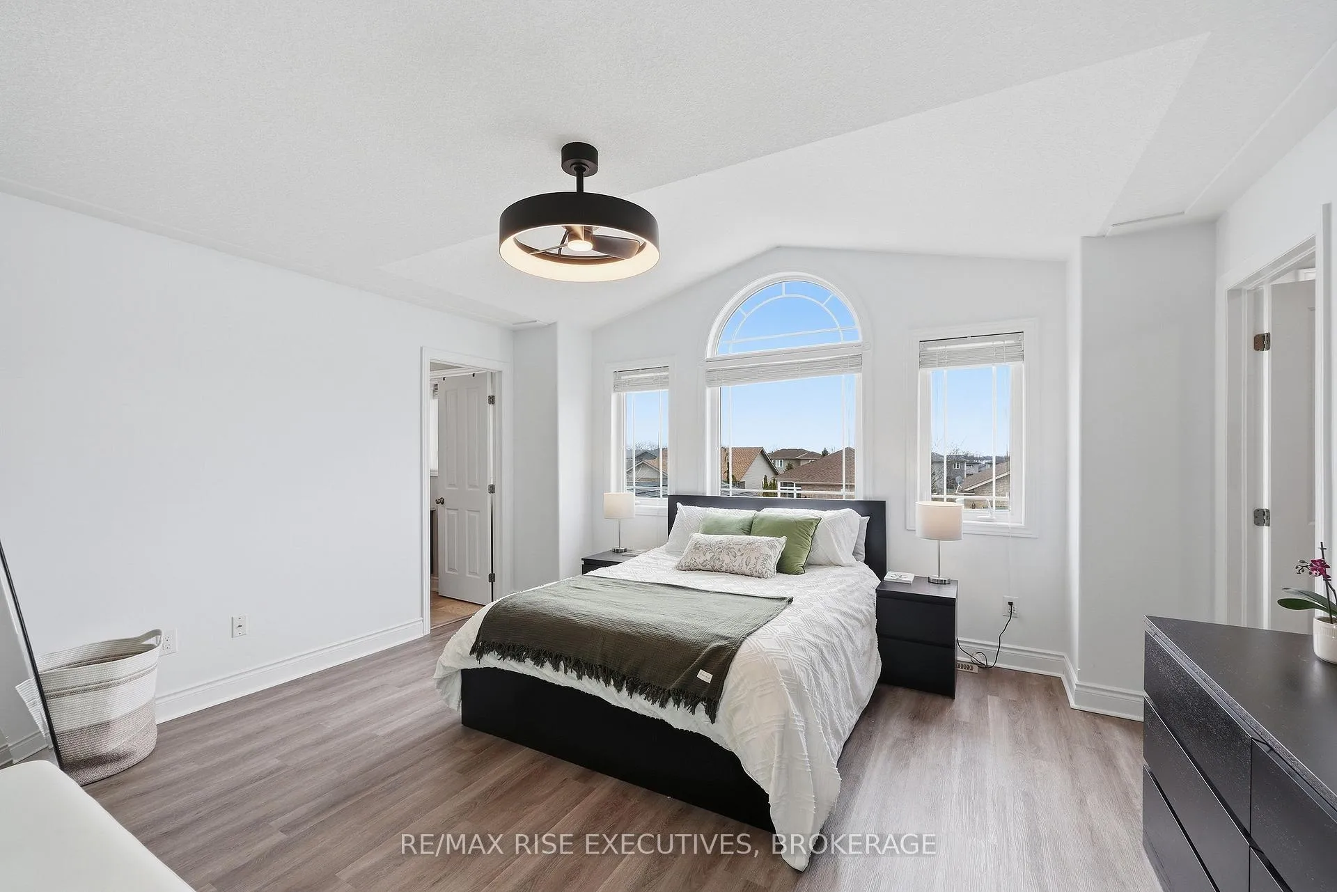 Photo 19 of 203 Kildare Avenue, Loyalist, Amherstview — HOMEH