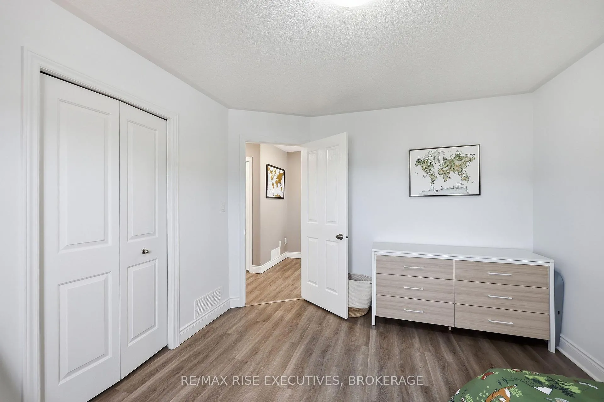 Photo 26 of 203 Kildare Avenue, Loyalist, Amherstview — HOMEH
