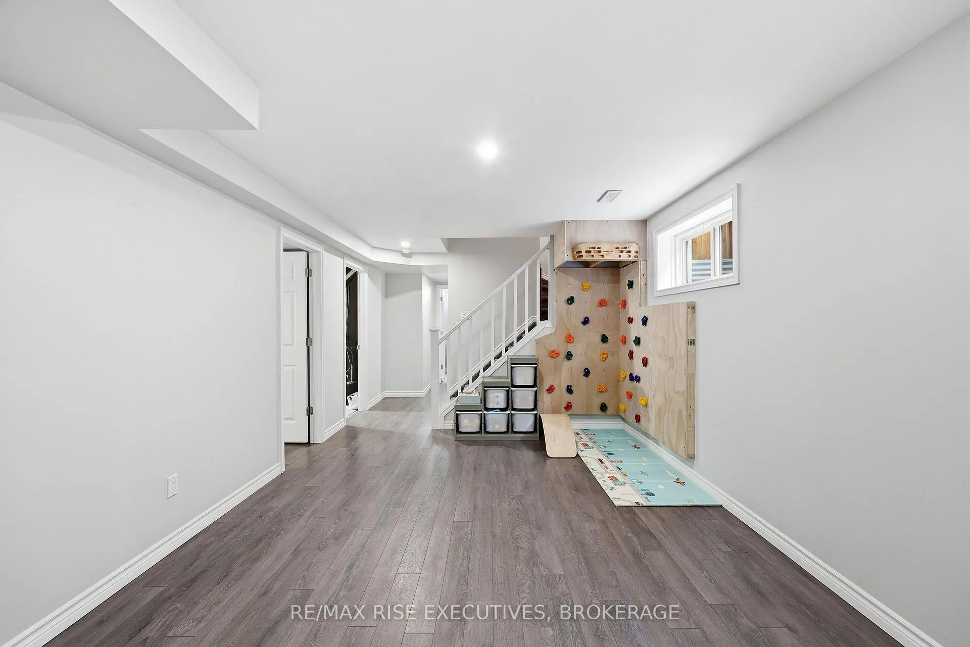 Photo 32 of 203 Kildare Avenue, Loyalist, Amherstview — HOMEH