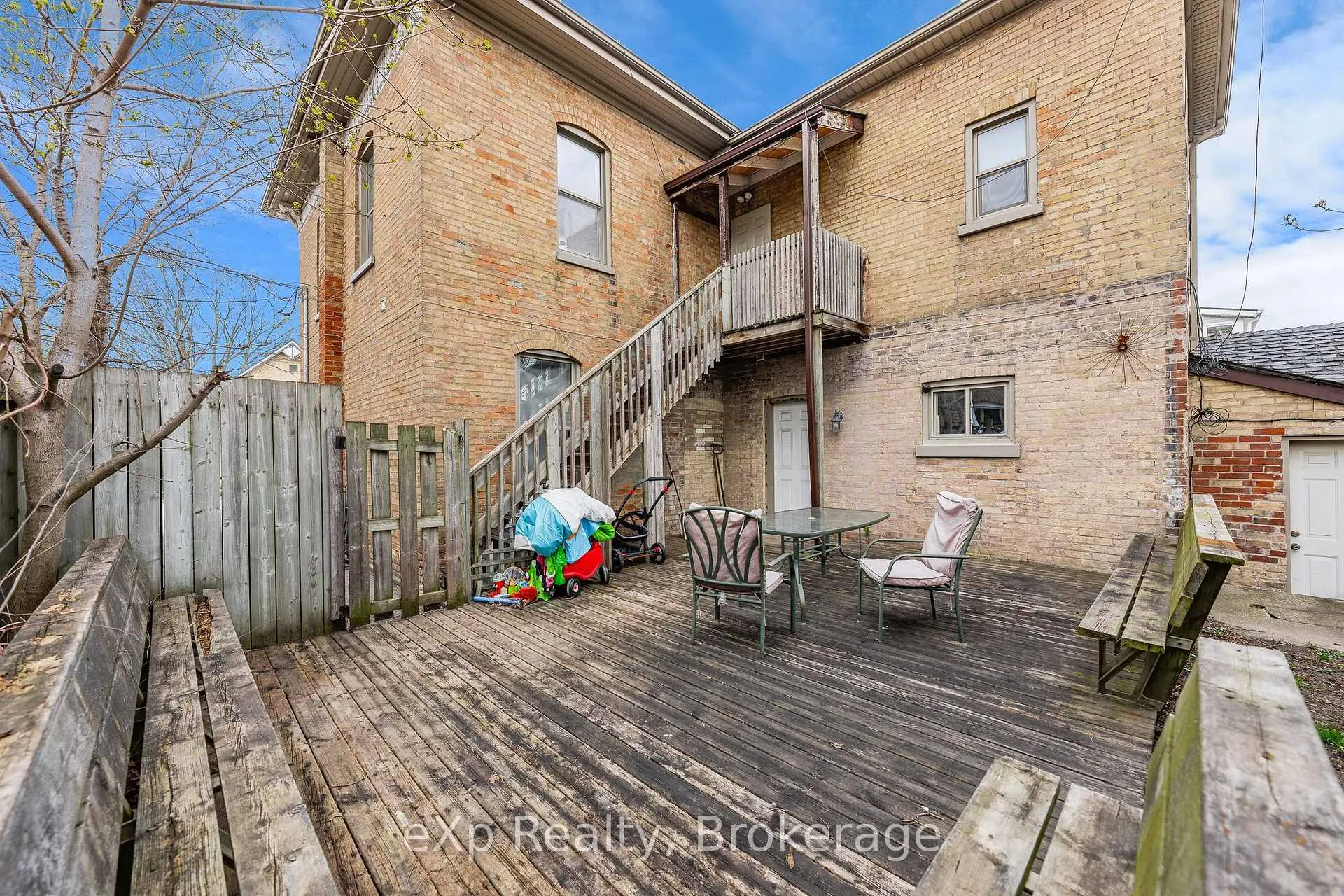 Photo 33 of 12 Fleet Street, Brantford, Downtown Core — HOMEH