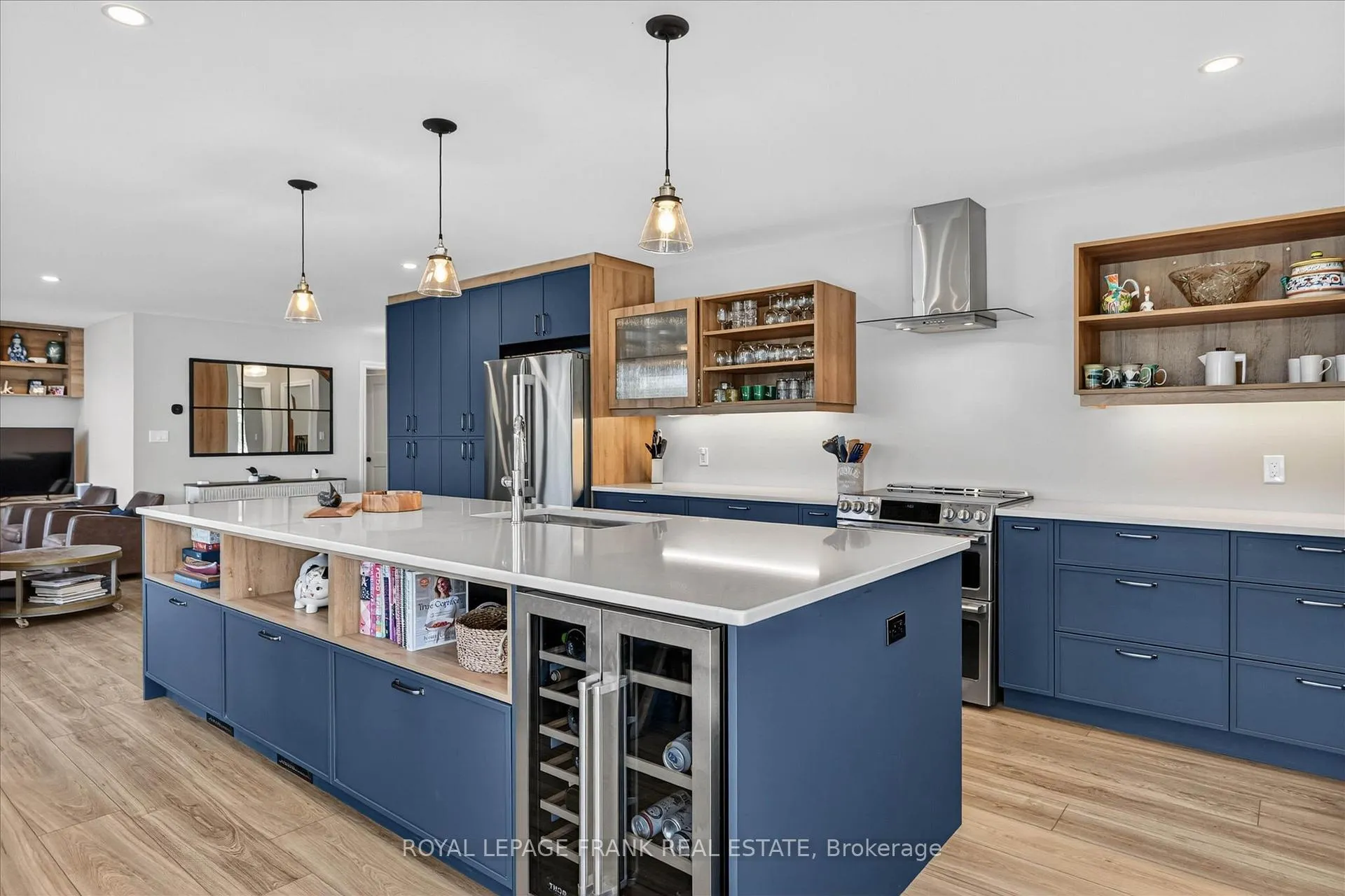 Photo 13 of 1484 Birchview Road, Douro-Dummer — HOMEH