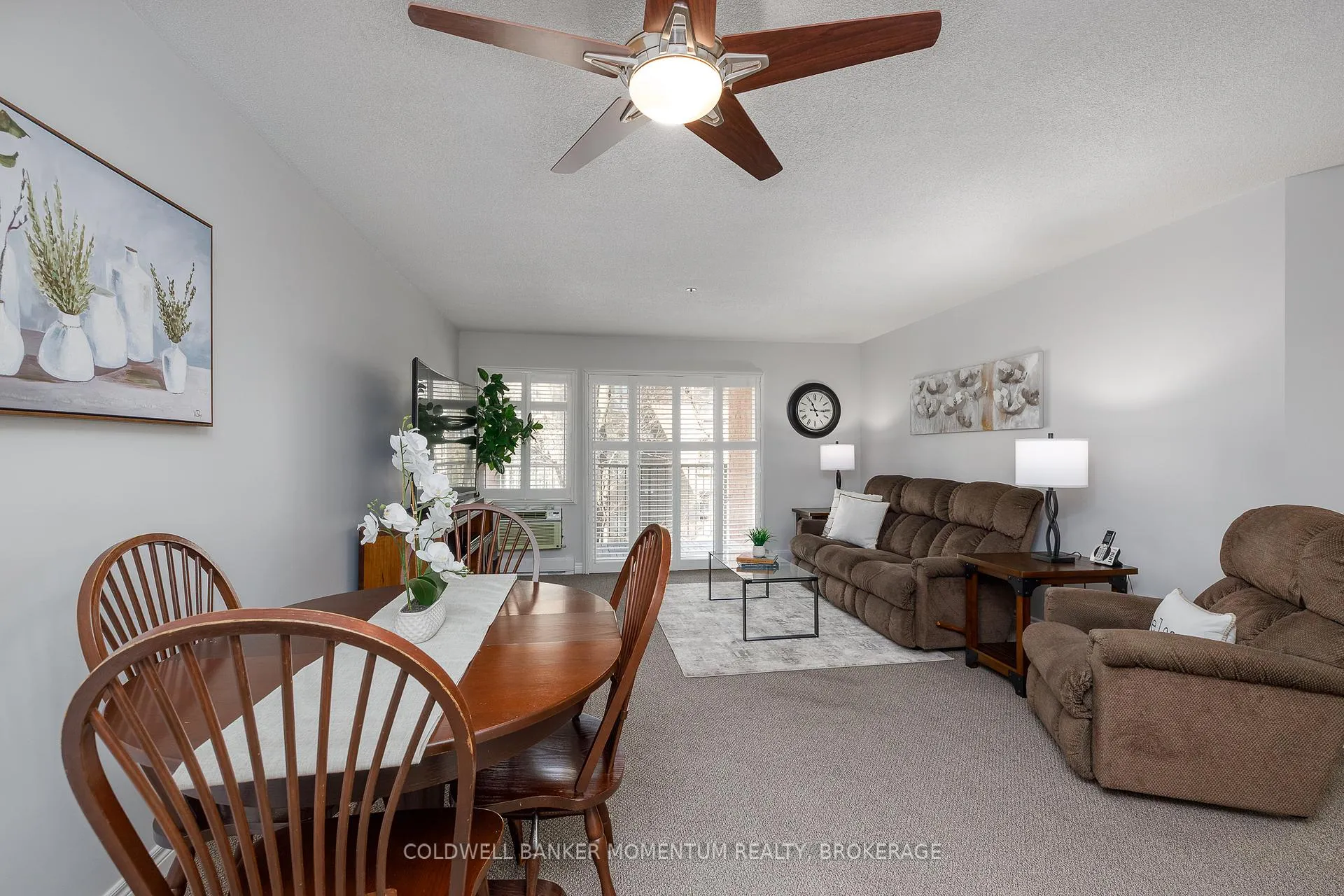 Photo 7 of Unit 206, 6 Niagara Street, Grimsby, Grimsby West — HOMEH