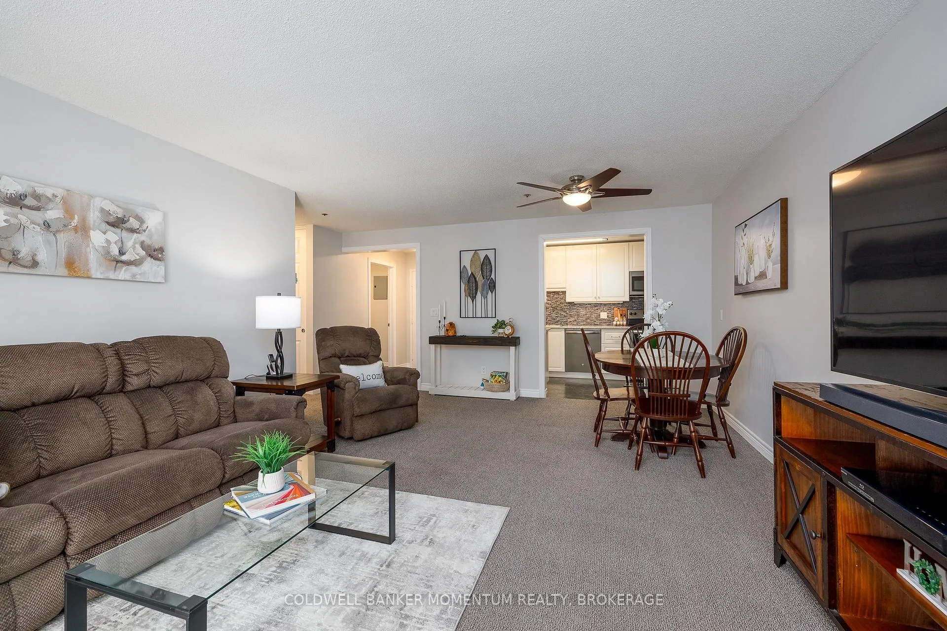 Photo 9 of Unit 206, 6 Niagara Street, Grimsby, Grimsby West — HOMEH