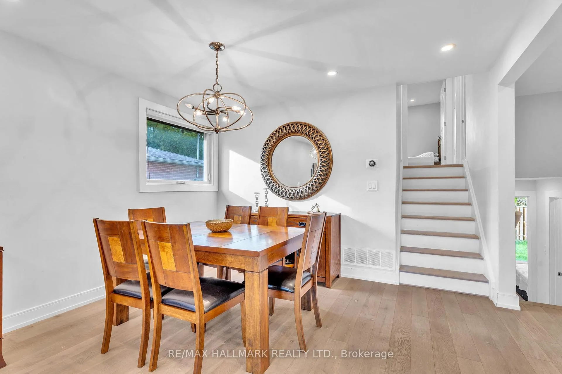 Photo 6 of 58 Normark Drive, Markham, Royal Orchard — HOMEH