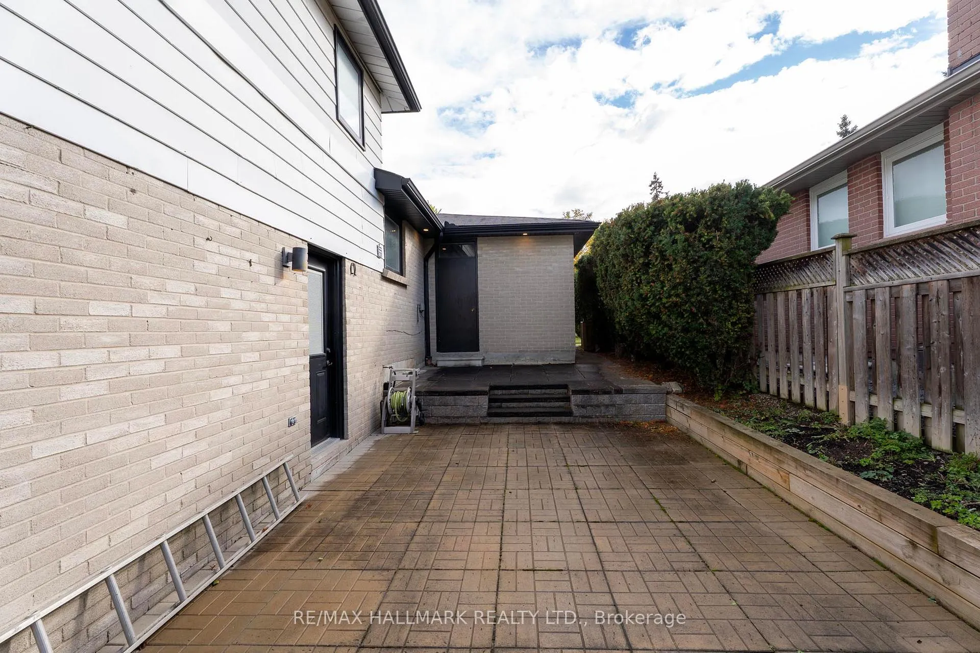 Photo 22 of 58 Normark Drive, Markham, Royal Orchard — HOMEH
