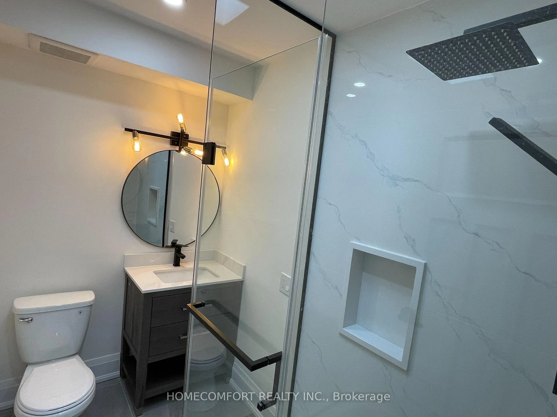Photo 13 of Unit Upper, 33 Strathmore Boulevard, Toronto, Danforth — HOMEH