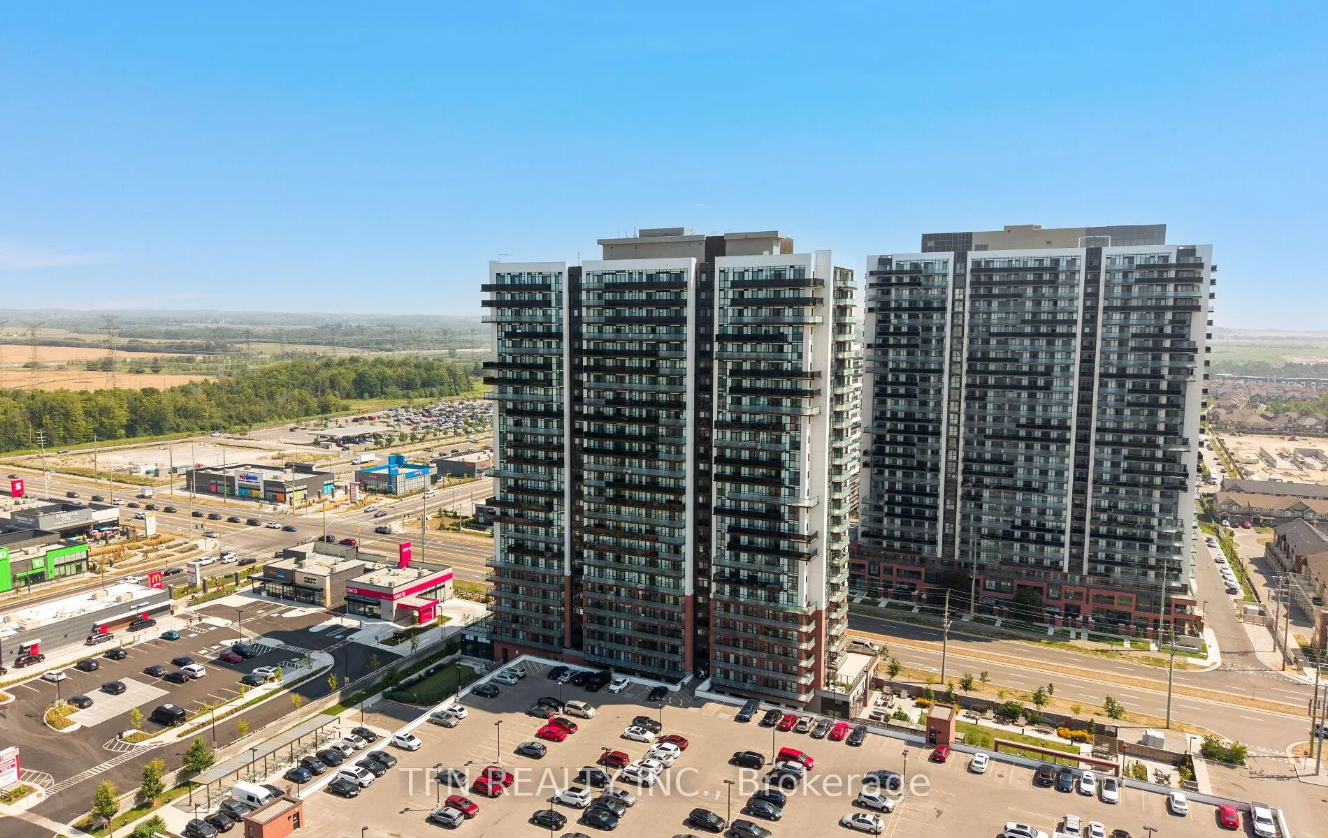 Photo 3 of Unit 219, 2550 Simcoe Street N, Oshawa, Windfields — HOMEH