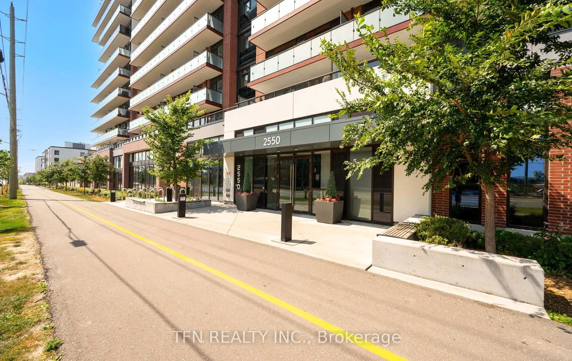Photo 4 of Unit 219, 2550 Simcoe Street N, Oshawa, Windfields — HOMEH