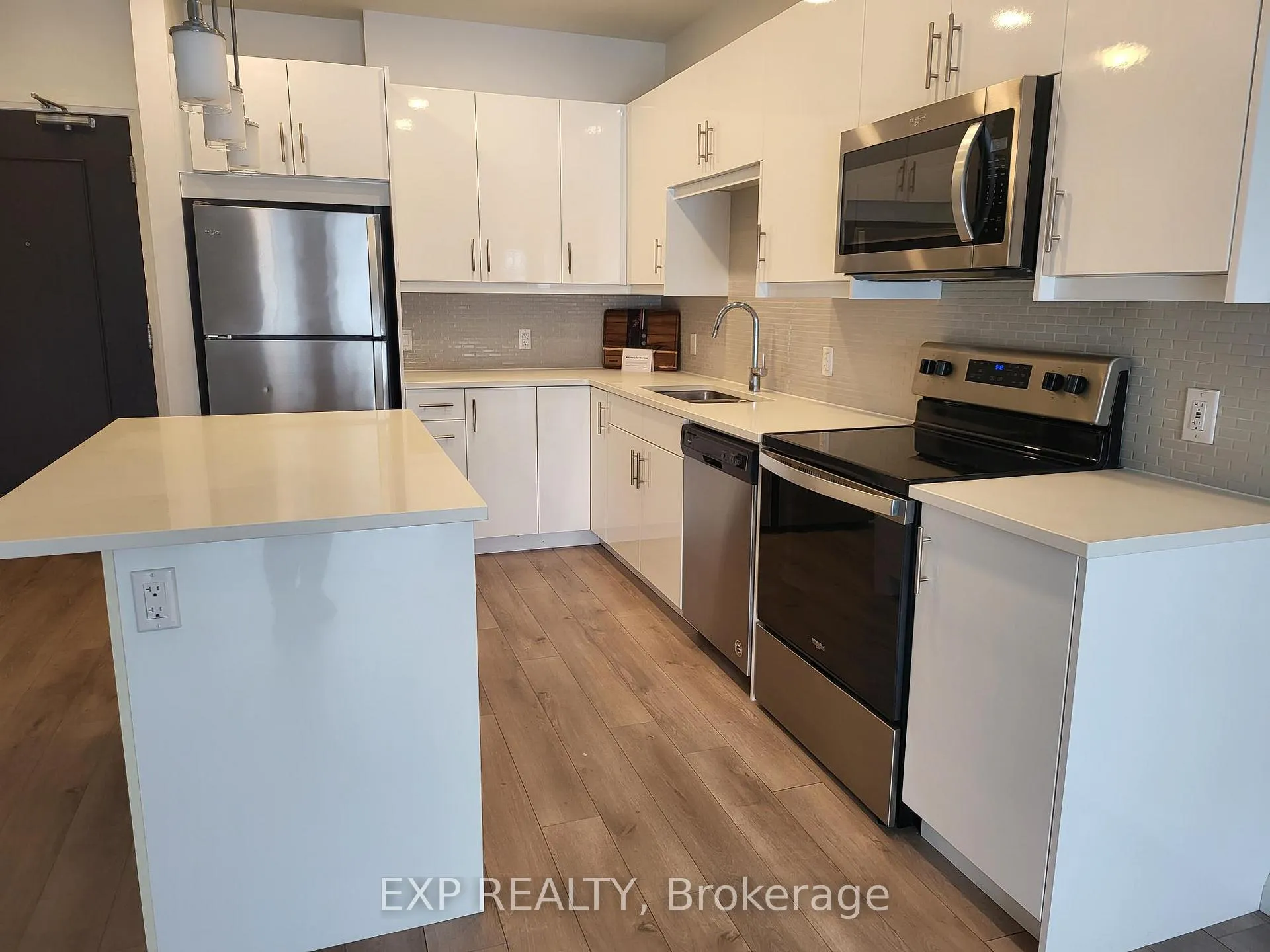 Photo 3 of Unit 607, 144 Watson Road, Guelph, Grange Road — HOMEH