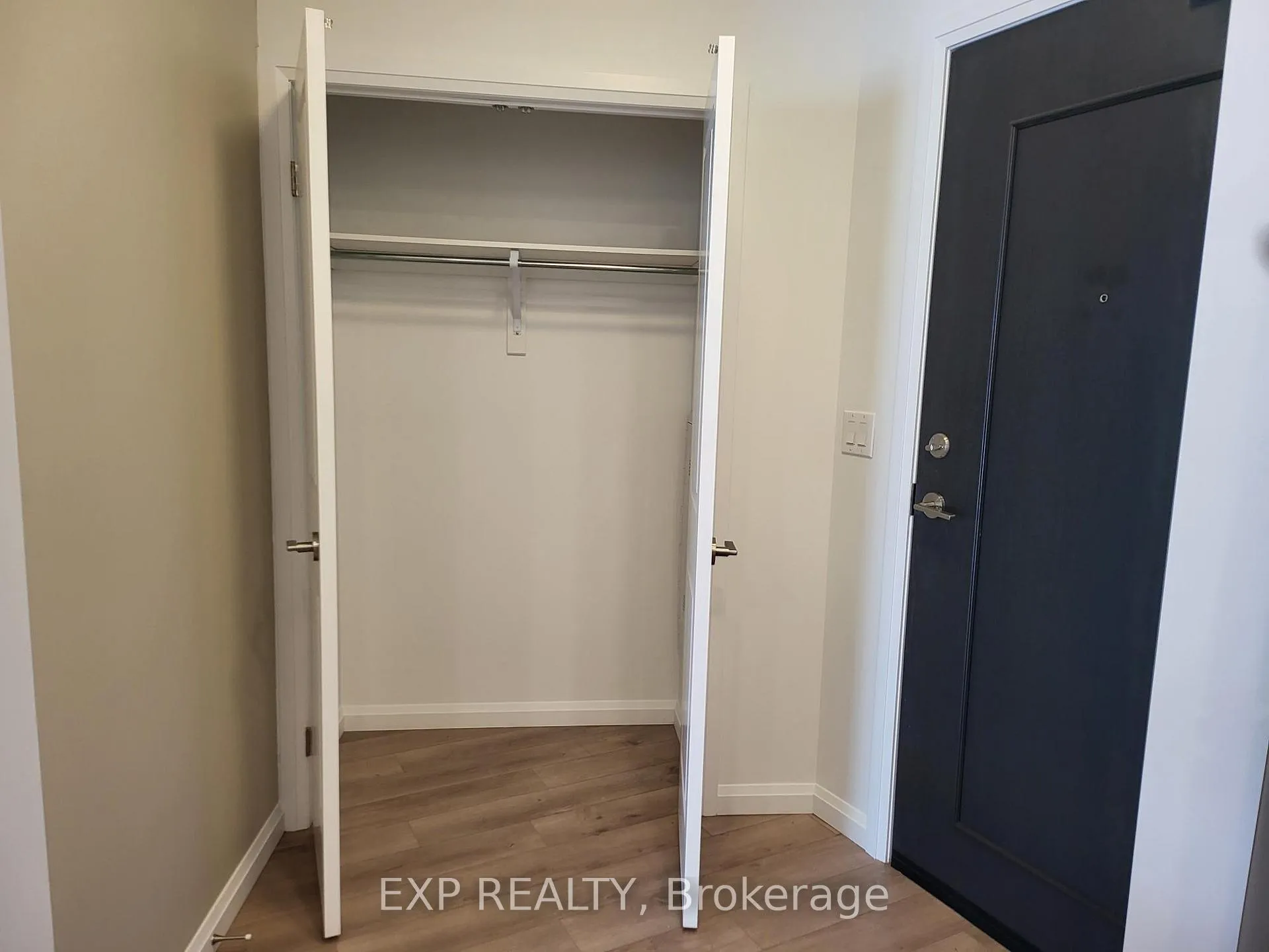 Photo 12 of Unit 607, 144 Watson Road, Guelph, Grange Road — HOMEH