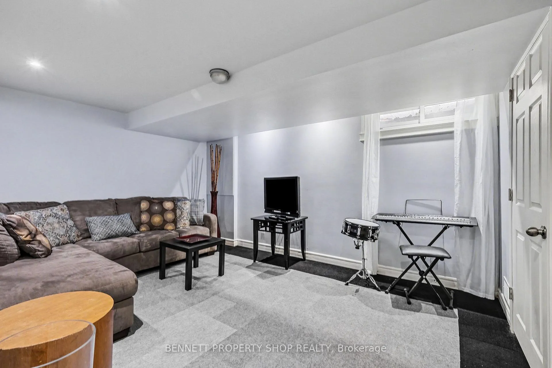 Photo 16 of 156 Rutherford Court, Ottawa, Kanata - Beaverbrook — HOMEH
