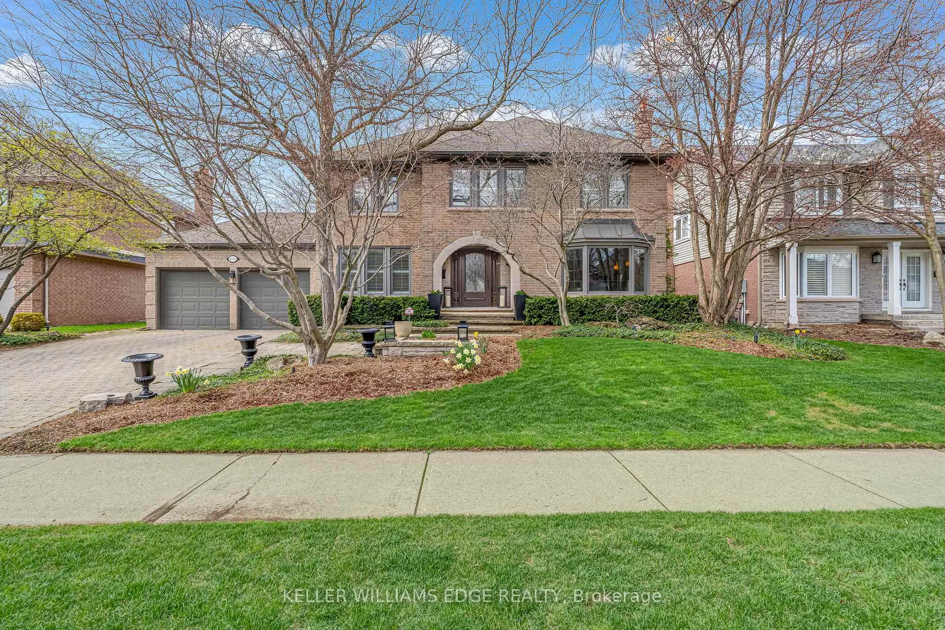 Photo 1 of 4133 Millcroft Park Drive, Burlington, Rose — HOMEH