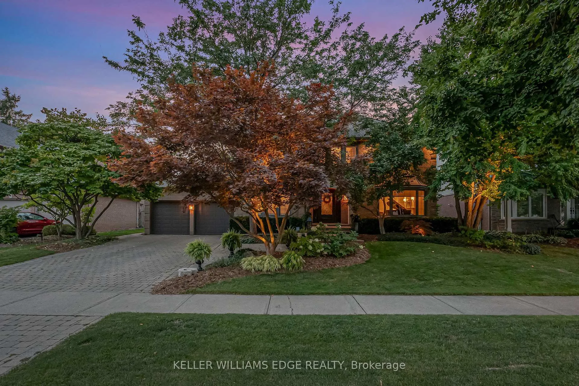 Photo 2 of 4133 Millcroft Park Drive, Burlington, Rose — HOMEH