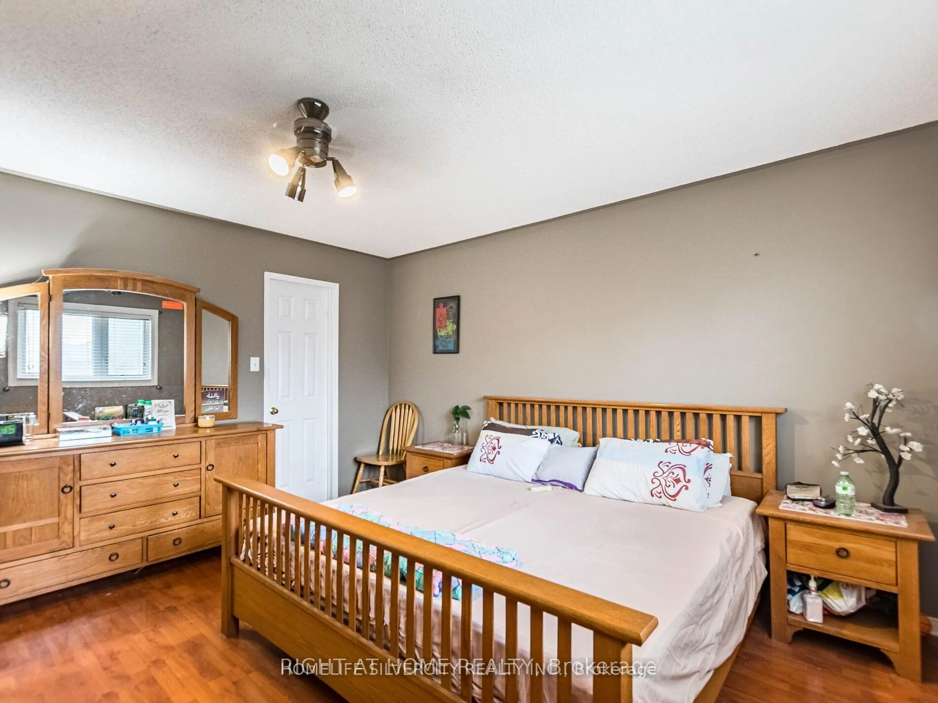 Photo 15 of 69 Red Maple Drive, Brampton, Brampton West — HOMEH