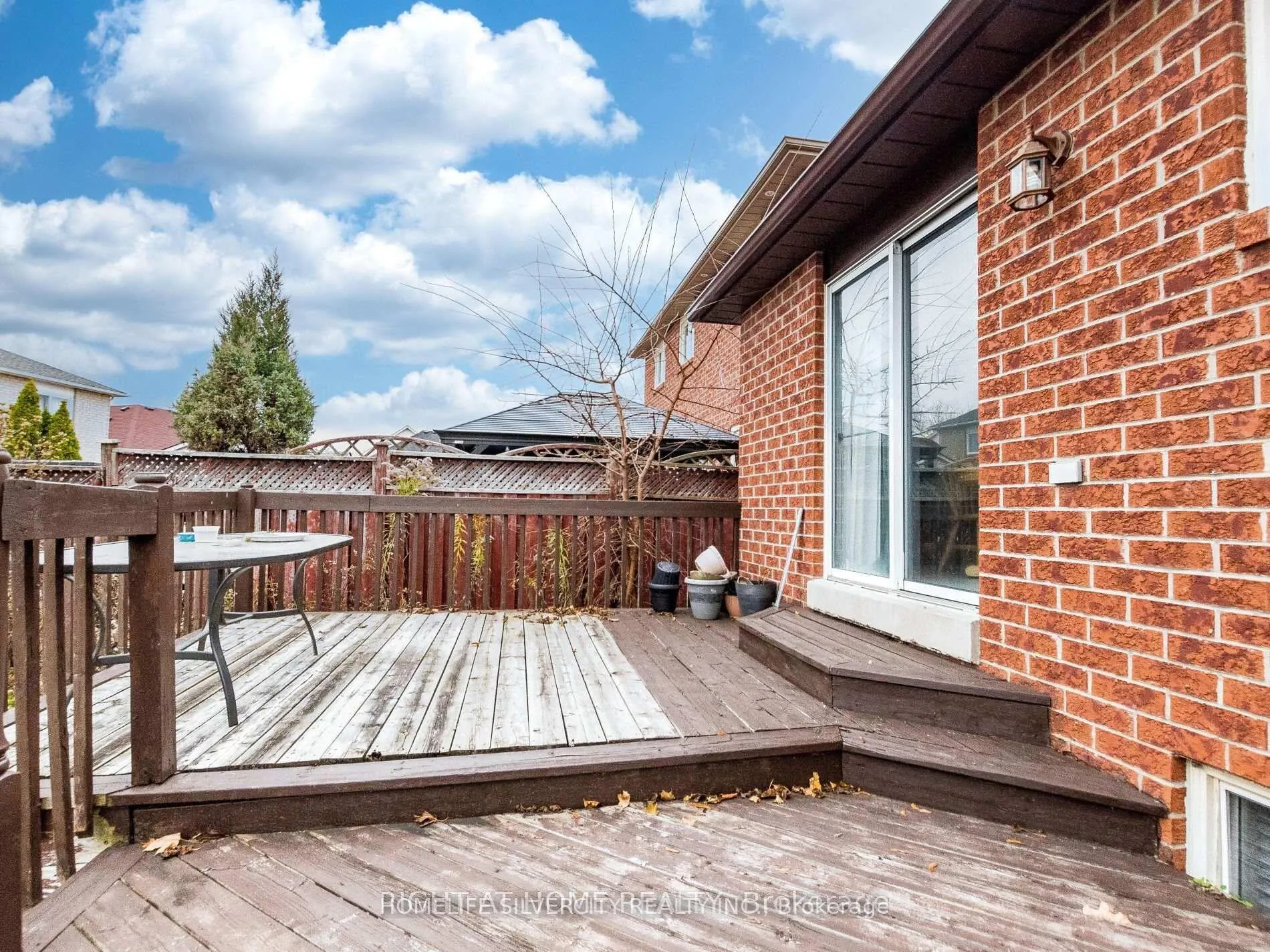 Photo 28 of 69 Red Maple Drive, Brampton, Brampton West — HOMEH