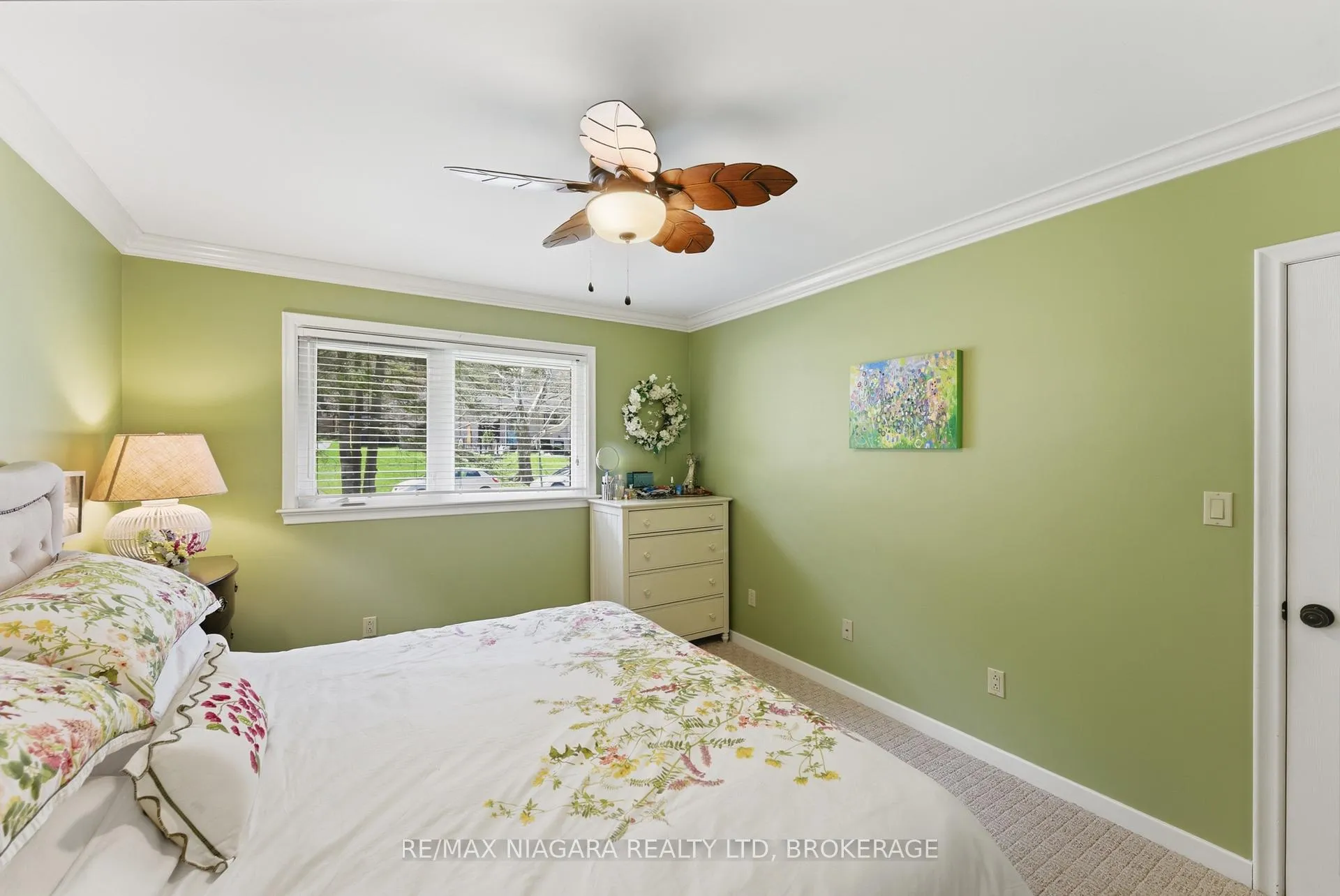 Photo 14 of 181 Woodside Drive, St. Catharines, Glendale/Glenridge — HOMEH