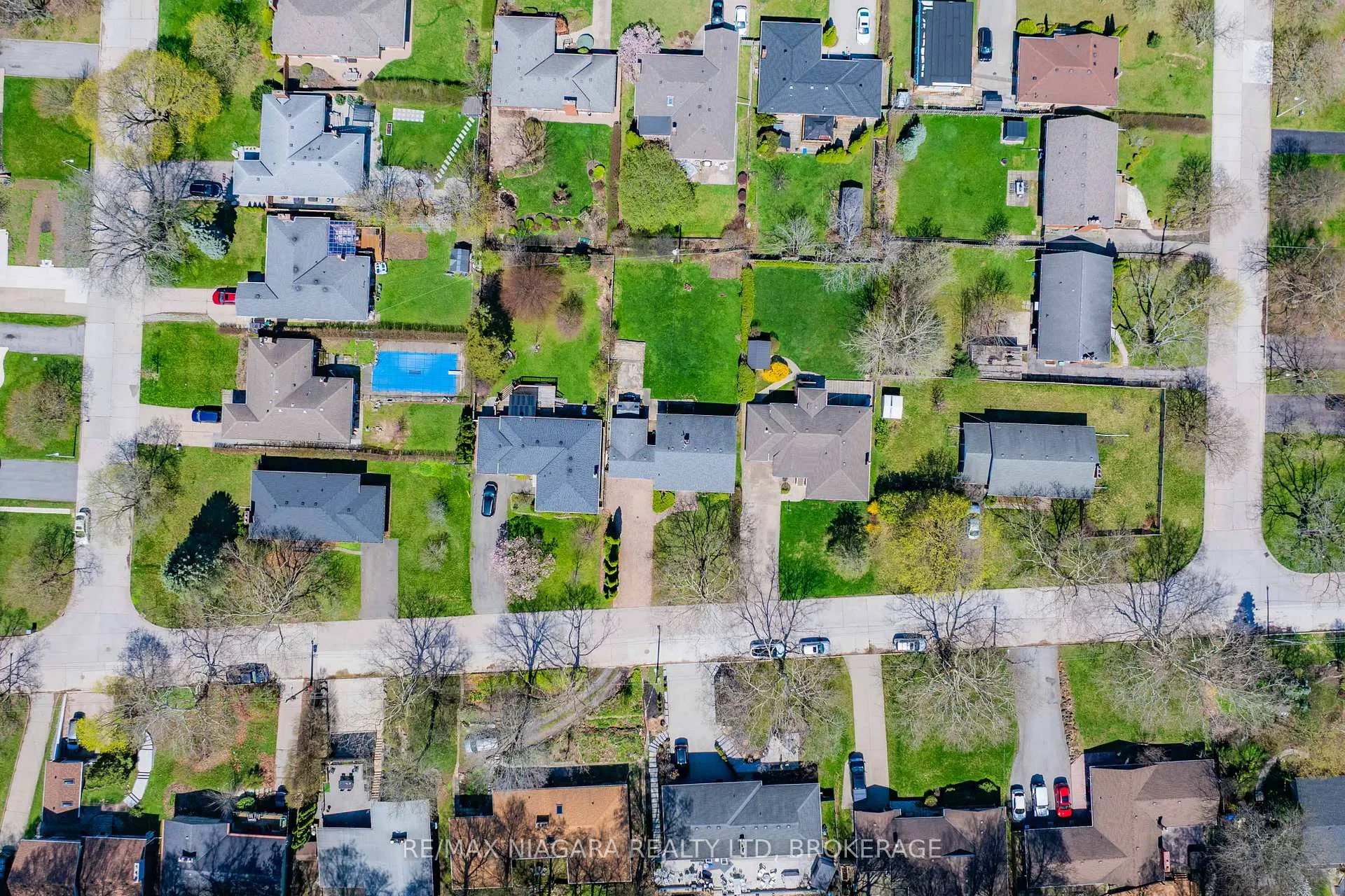 Photo 28 of 181 Woodside Drive, St. Catharines, Glendale/Glenridge — HOMEH