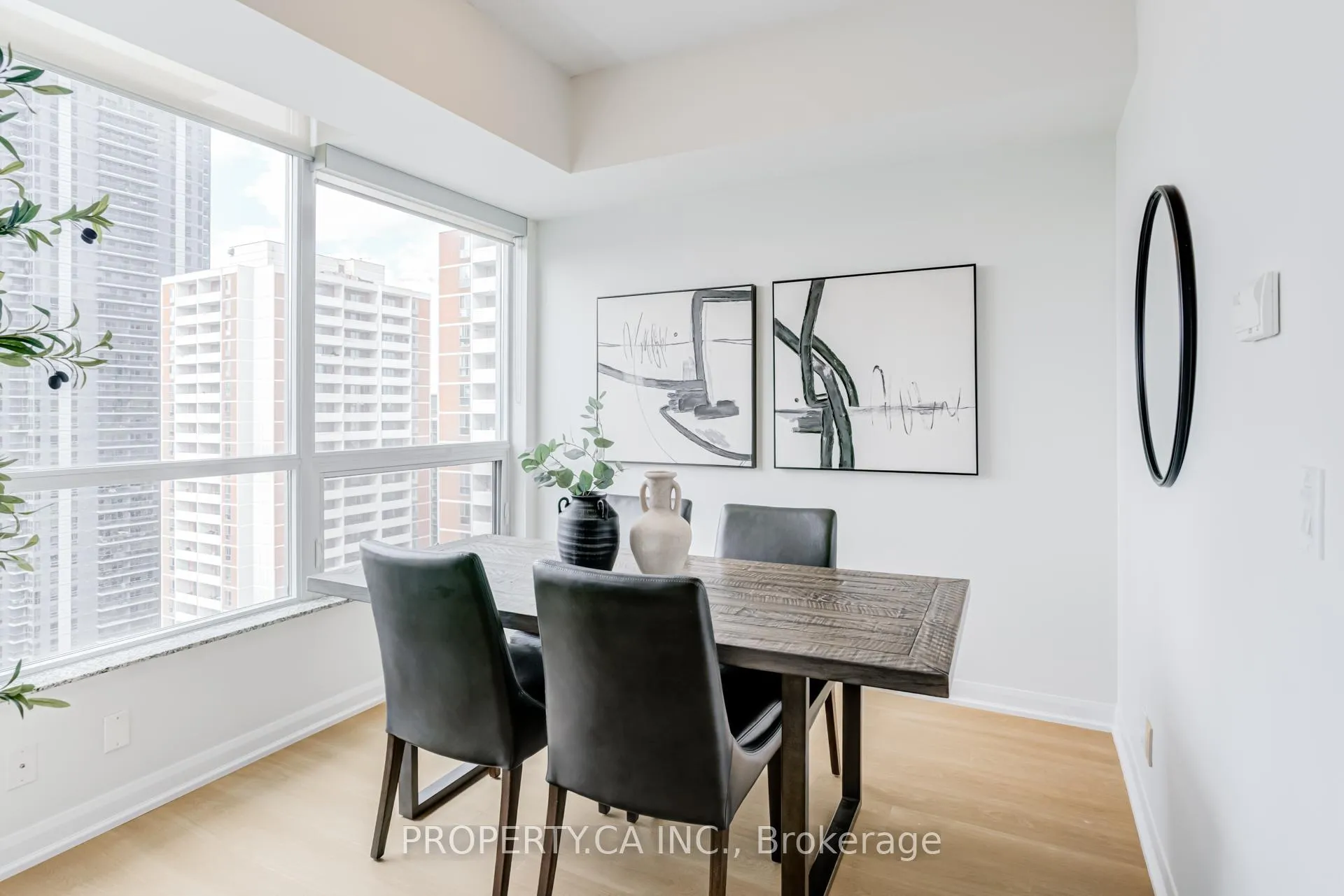 Photo 5 of Unit 2202, 500 Sherbourne Street, Toronto, Church-Yonge Corridor — HOMEH