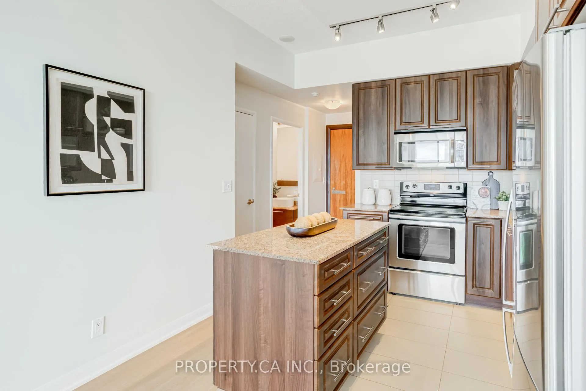 Photo 10 of Unit 2202, 500 Sherbourne Street, Toronto, Church-Yonge Corridor — HOMEH