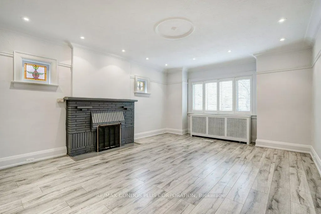 Photo 7 of 123 Colin Avenue E, Toronto, Yonge-Eglinton — HOMEH