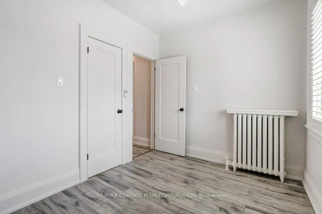 Photo 15 of 123 Colin Avenue E, Toronto, Yonge-Eglinton — HOMEH