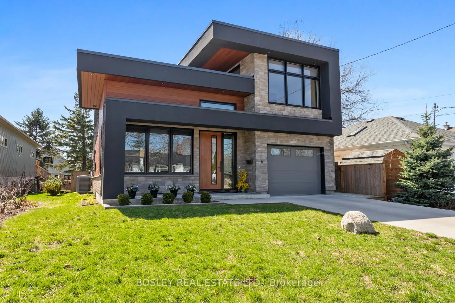 Photo 1 of 271B Tweed Street, Cobourg — HOMEH