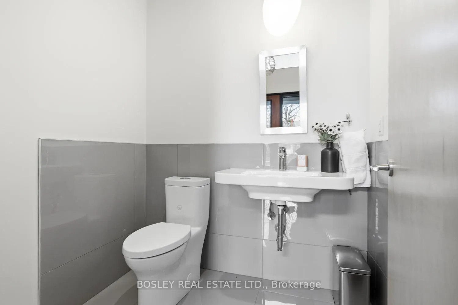 Photo 9 of 271B Tweed Street, Cobourg — HOMEH