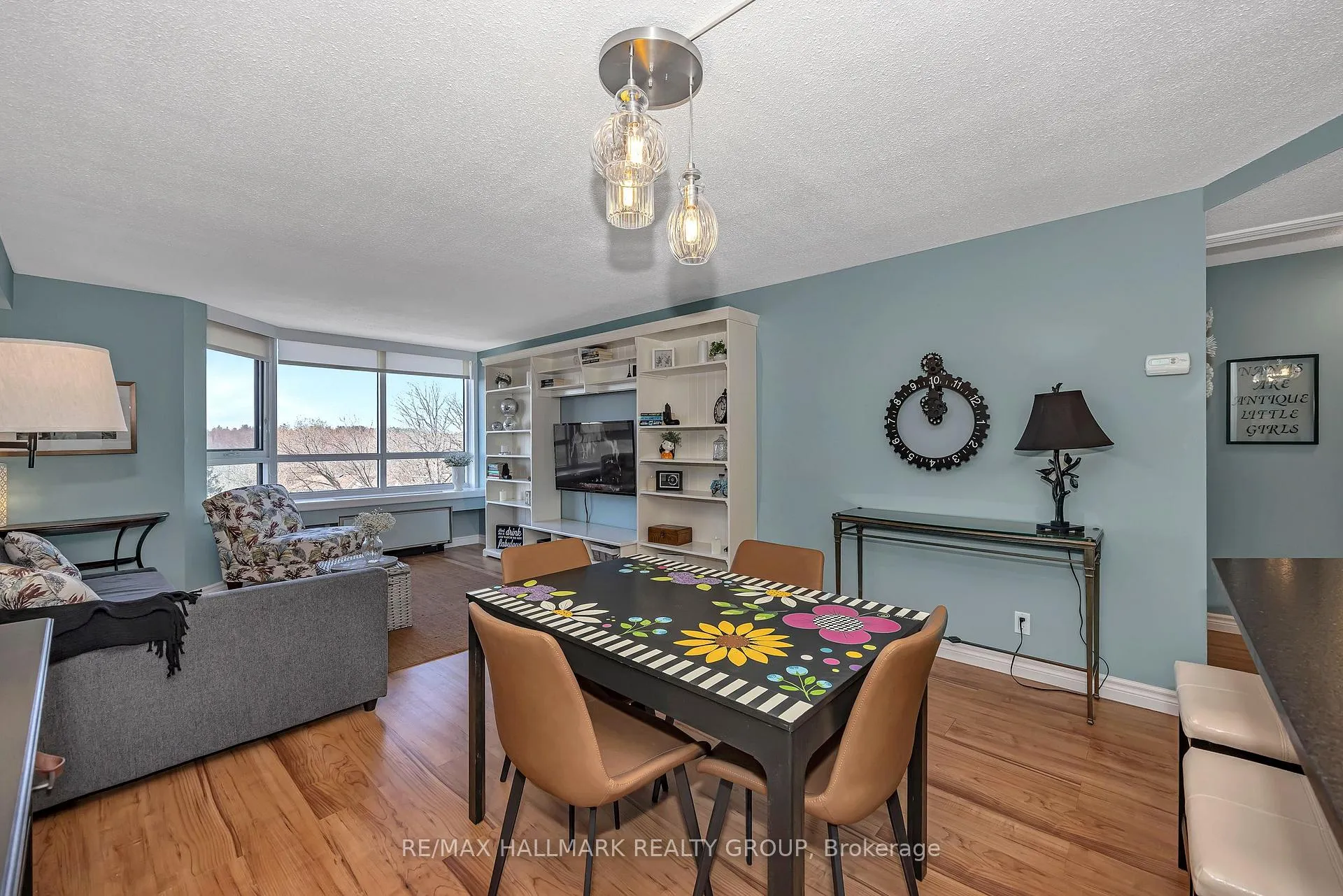 Photo 11 of Unit 704, 80 Sandcastle Drive, Ottawa, Leslie Park — HOMEH