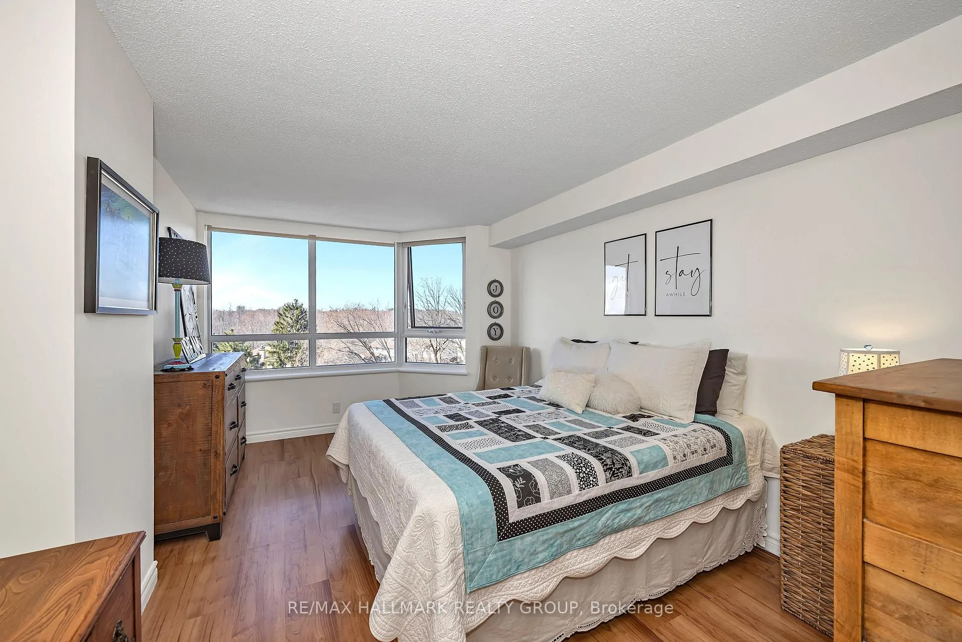Photo 19 of Unit 704, 80 Sandcastle Drive, Ottawa, Leslie Park — HOMEH