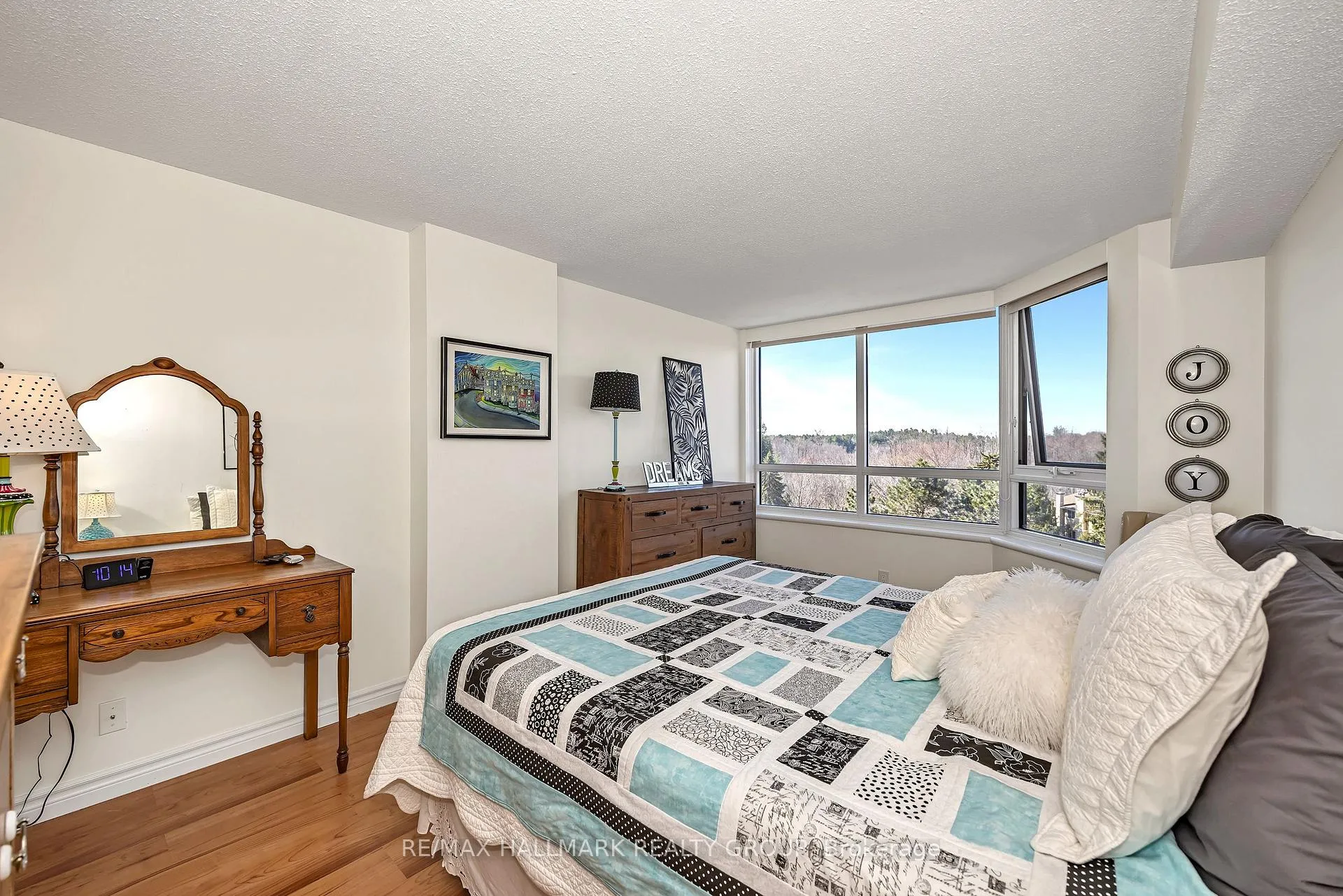 Photo 21 of Unit 704, 80 Sandcastle Drive, Ottawa, Leslie Park — HOMEH