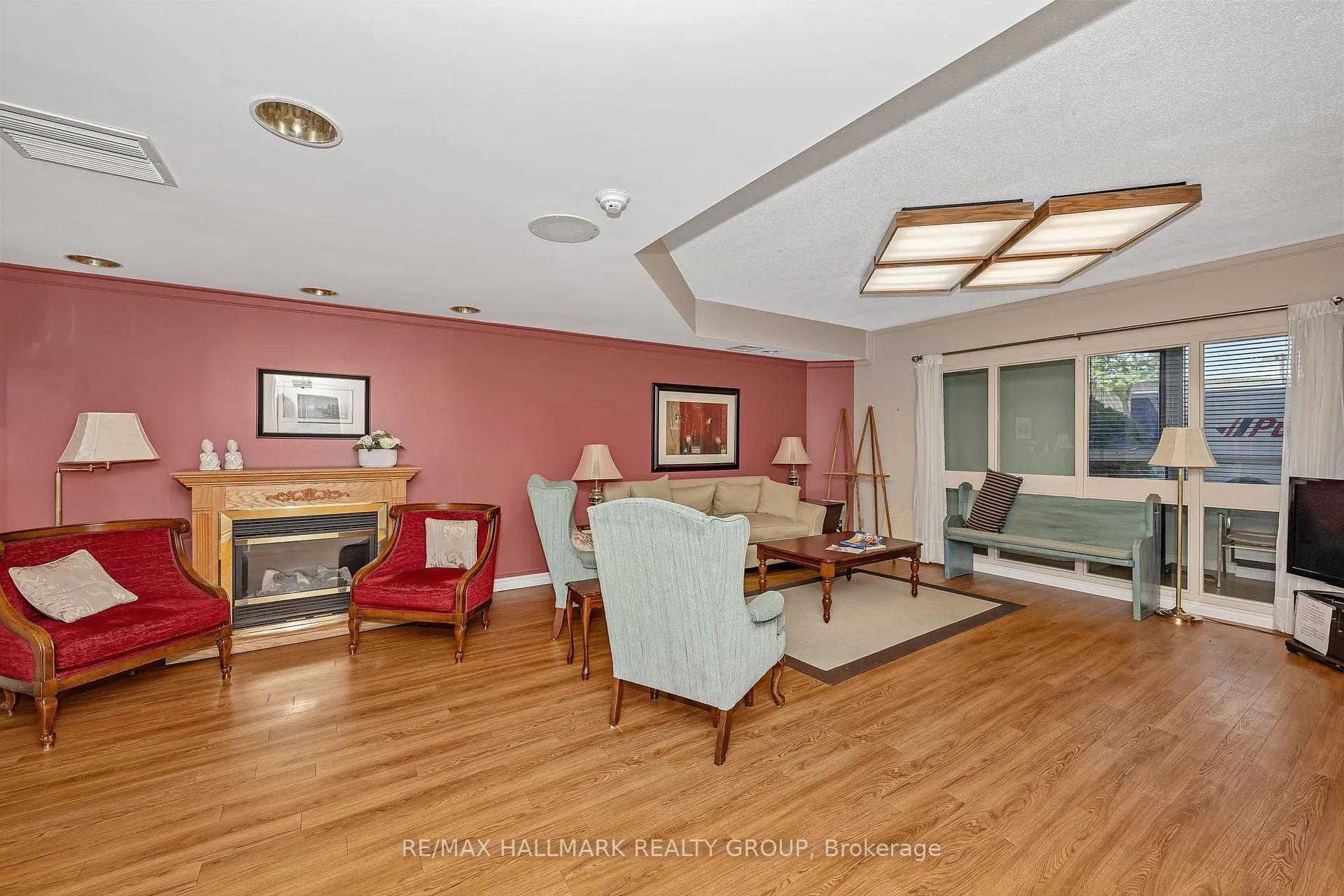 Photo 27 of Unit 704, 80 Sandcastle Drive, Ottawa, Leslie Park — HOMEH