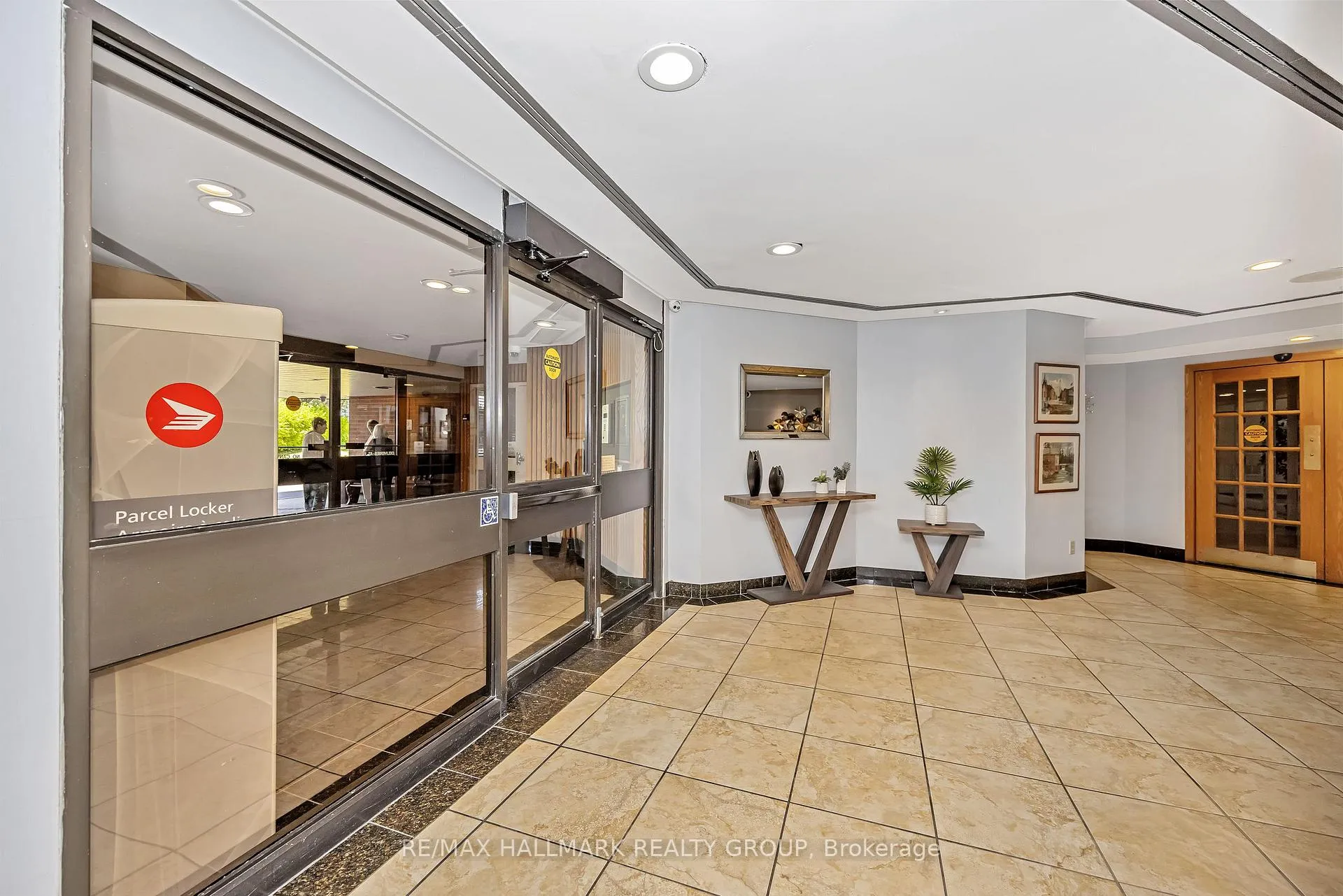 Photo 30 of Unit 704, 80 Sandcastle Drive, Ottawa, Leslie Park — HOMEH