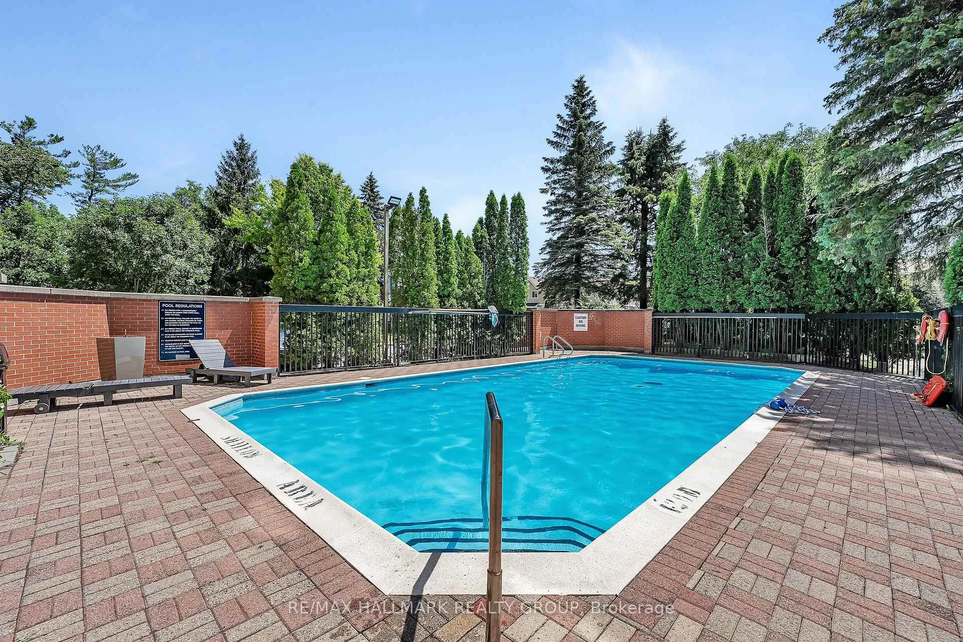 Photo 32 of Unit 704, 80 Sandcastle Drive, Ottawa, Leslie Park — HOMEH