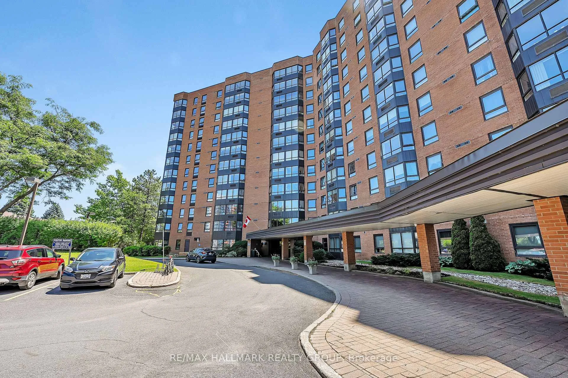 Photo 35 of Unit 704, 80 Sandcastle Drive, Ottawa, Leslie Park — HOMEH