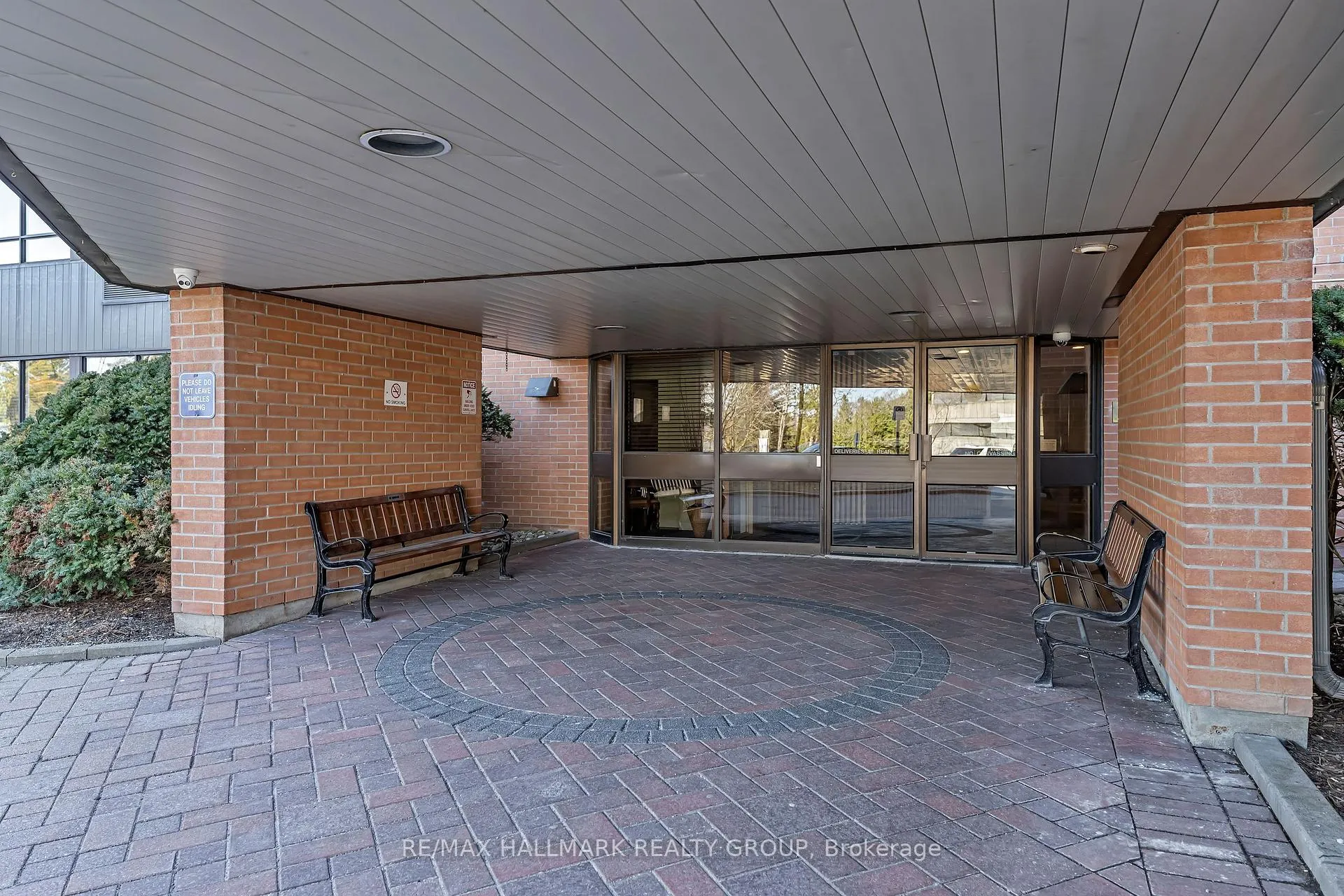 Photo 36 of Unit 704, 80 Sandcastle Drive, Ottawa, Leslie Park — HOMEH