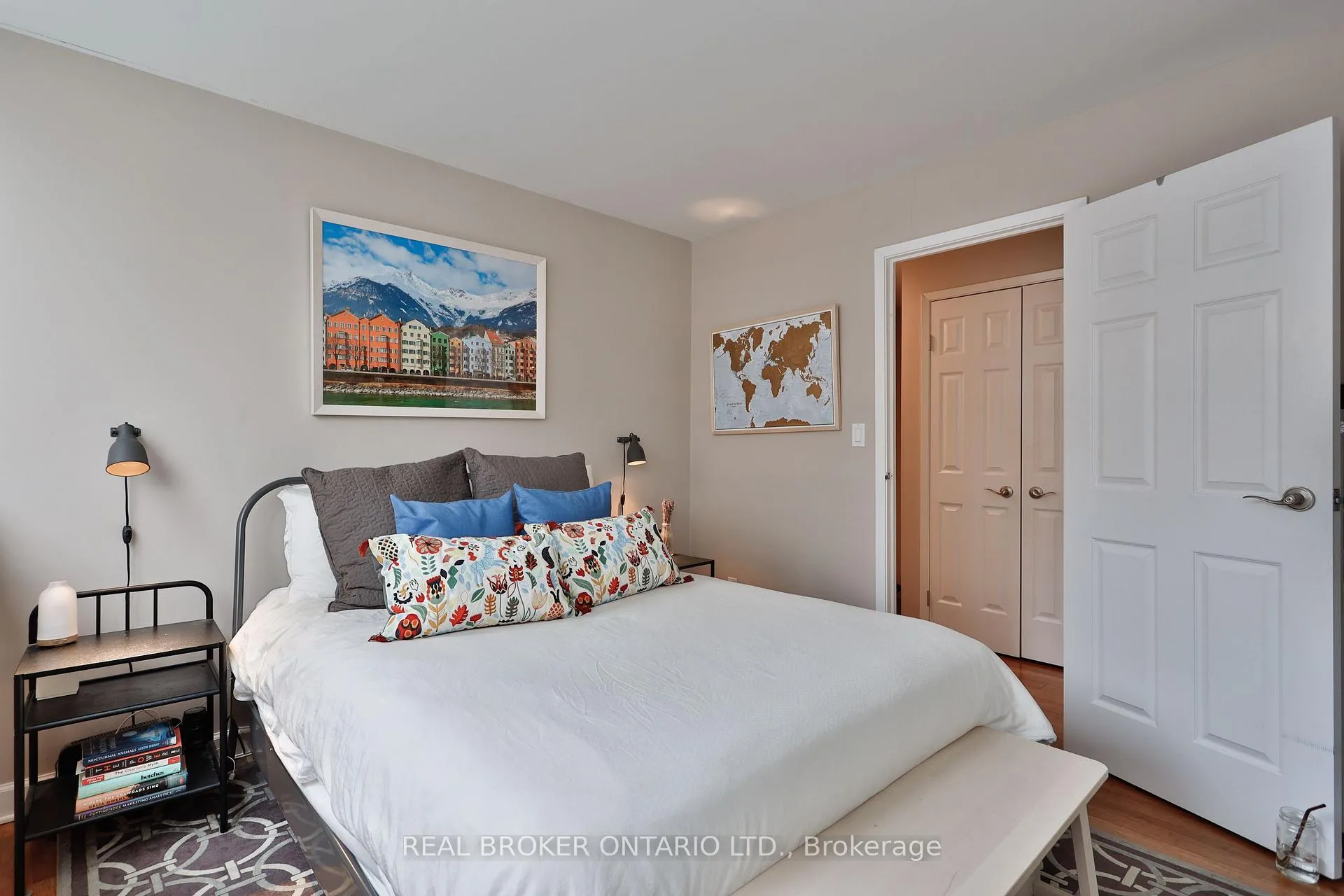 Photo 14 of Unit 912, 222 The Esplanade, Toronto, Waterfront Communities — HOMEH