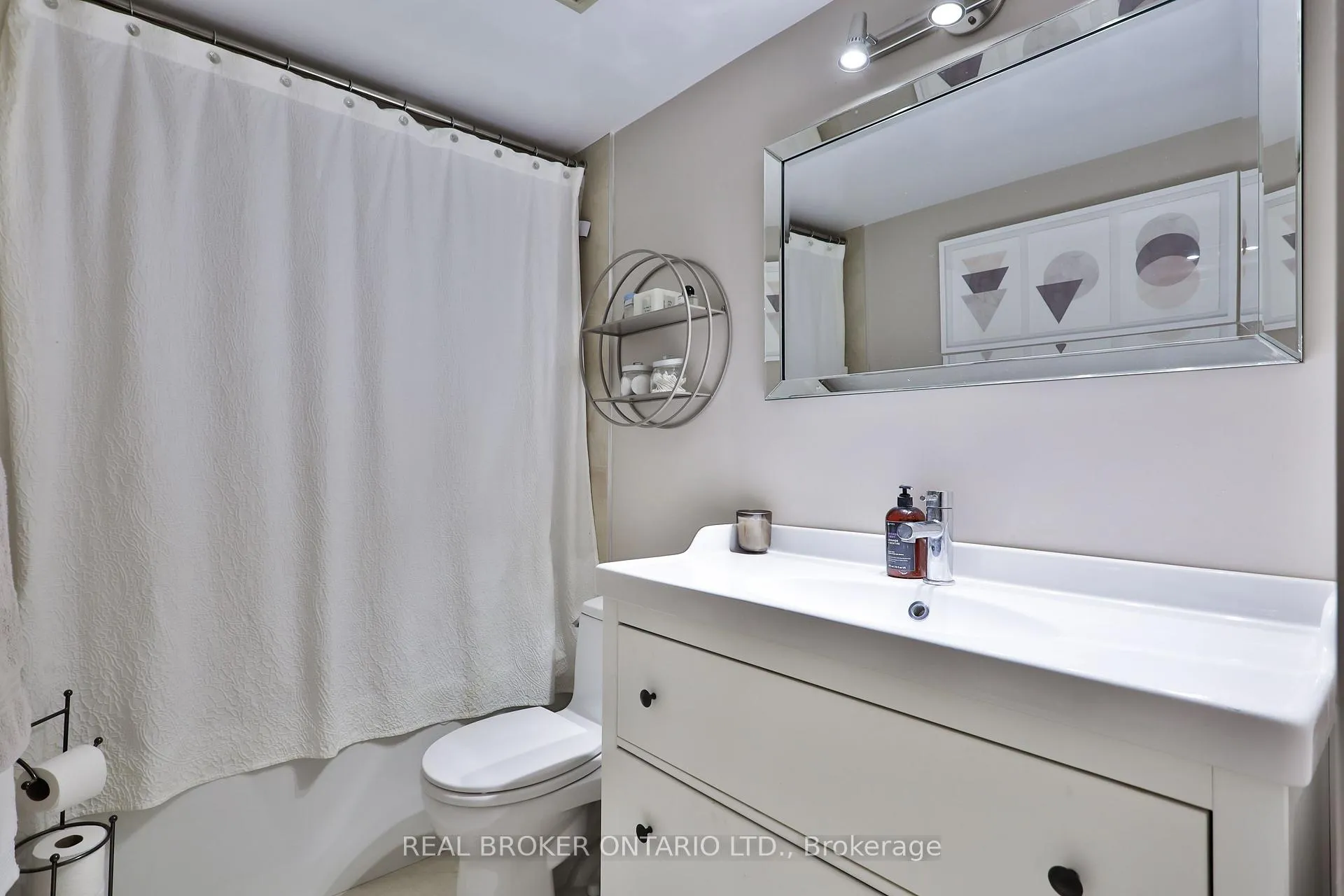 Photo 16 of Unit 912, 222 The Esplanade, Toronto, Waterfront Communities — HOMEH