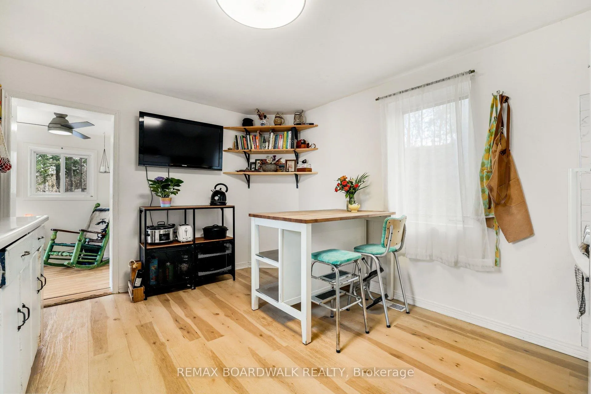 Photo 8 of 73 Carss Street, Arnprior — HOMEH