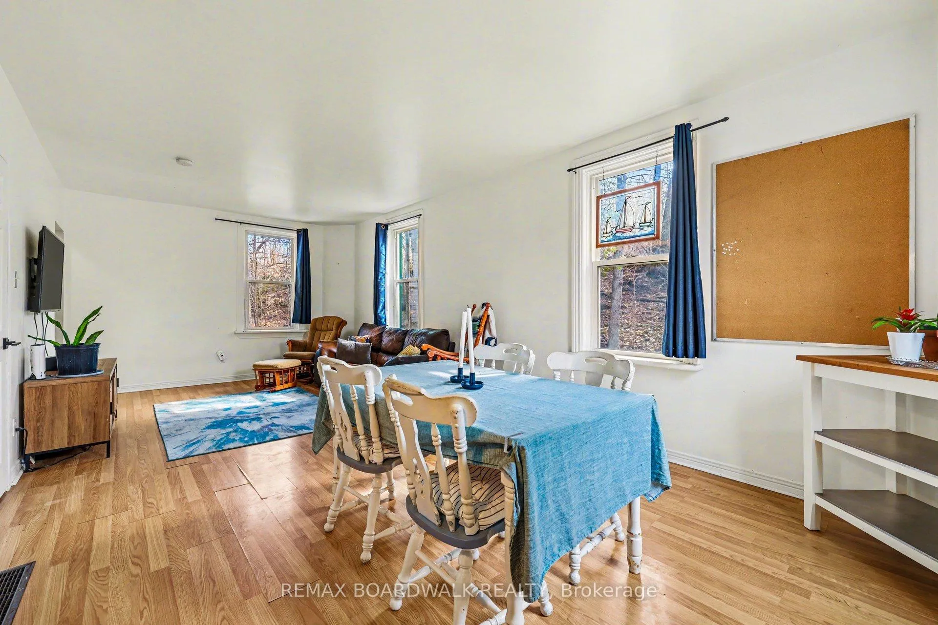 Photo 9 of 73 Carss Street, Arnprior — HOMEH