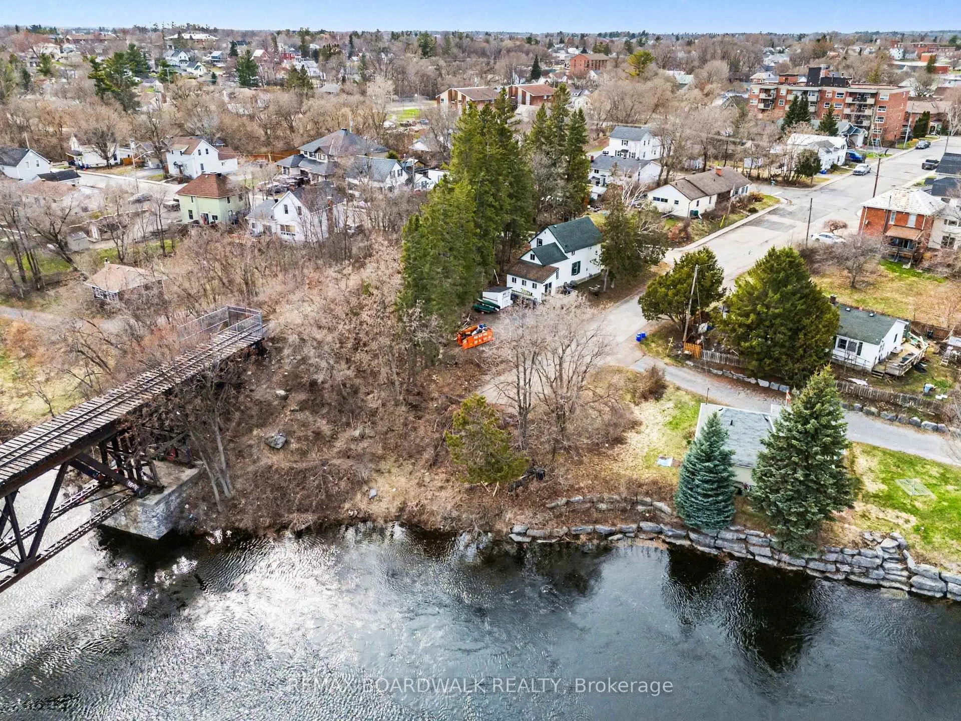 Photo 30 of 73 Carss Street, Arnprior — HOMEH