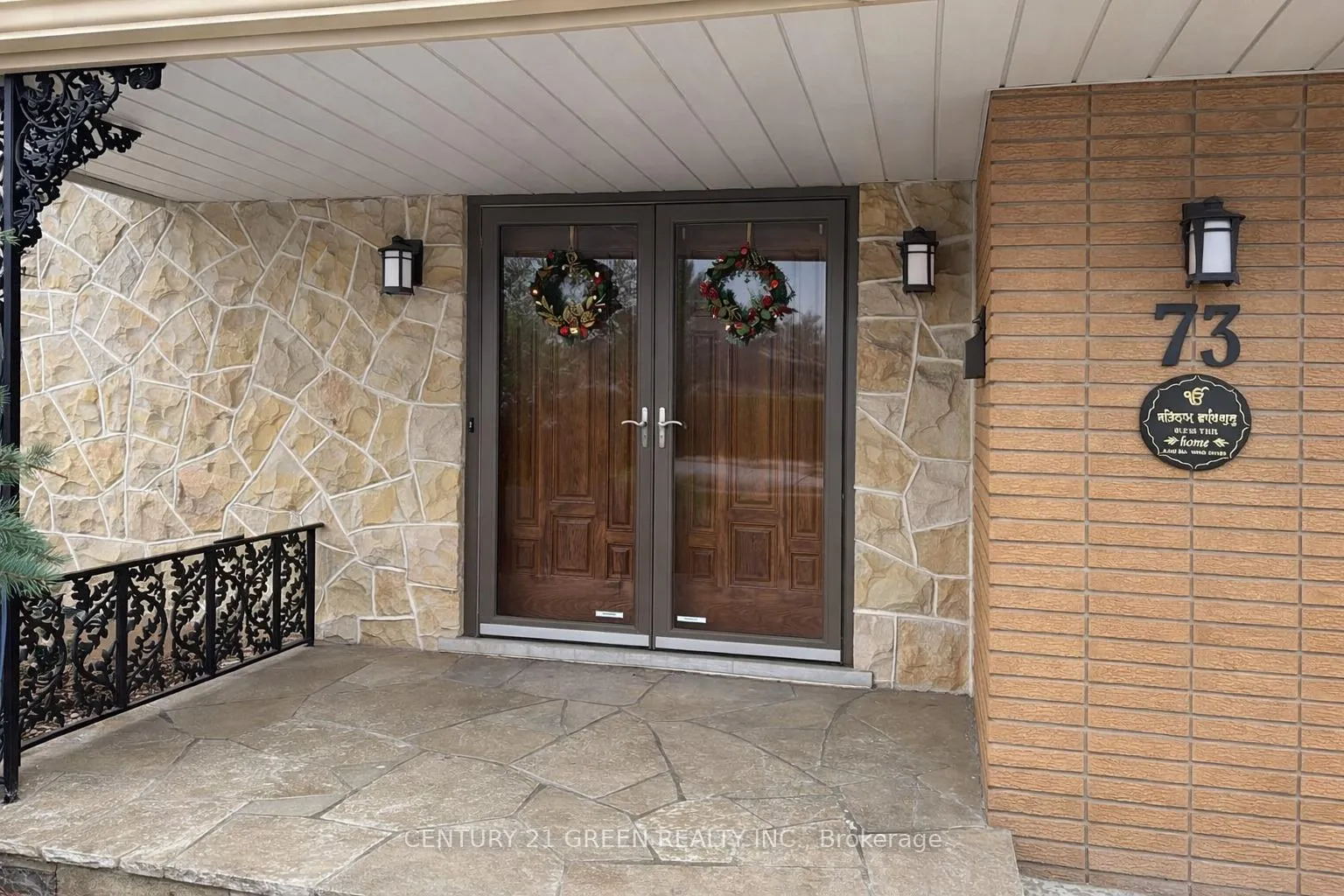 Photo 2 of 73 Owen Place, Hamilton, Greenford — HOMEH