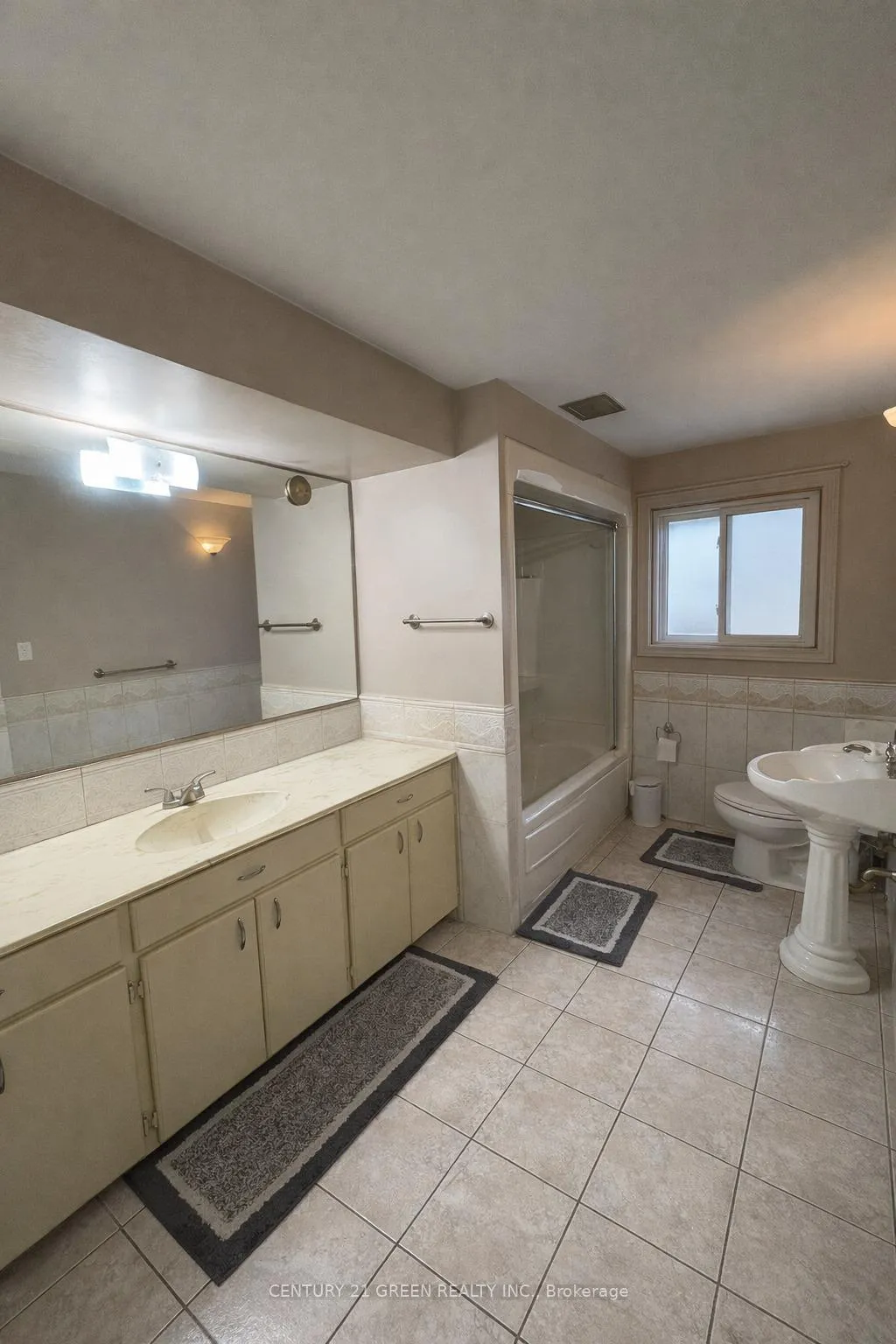 Photo 16 of 73 Owen Place, Hamilton, Greenford — HOMEH