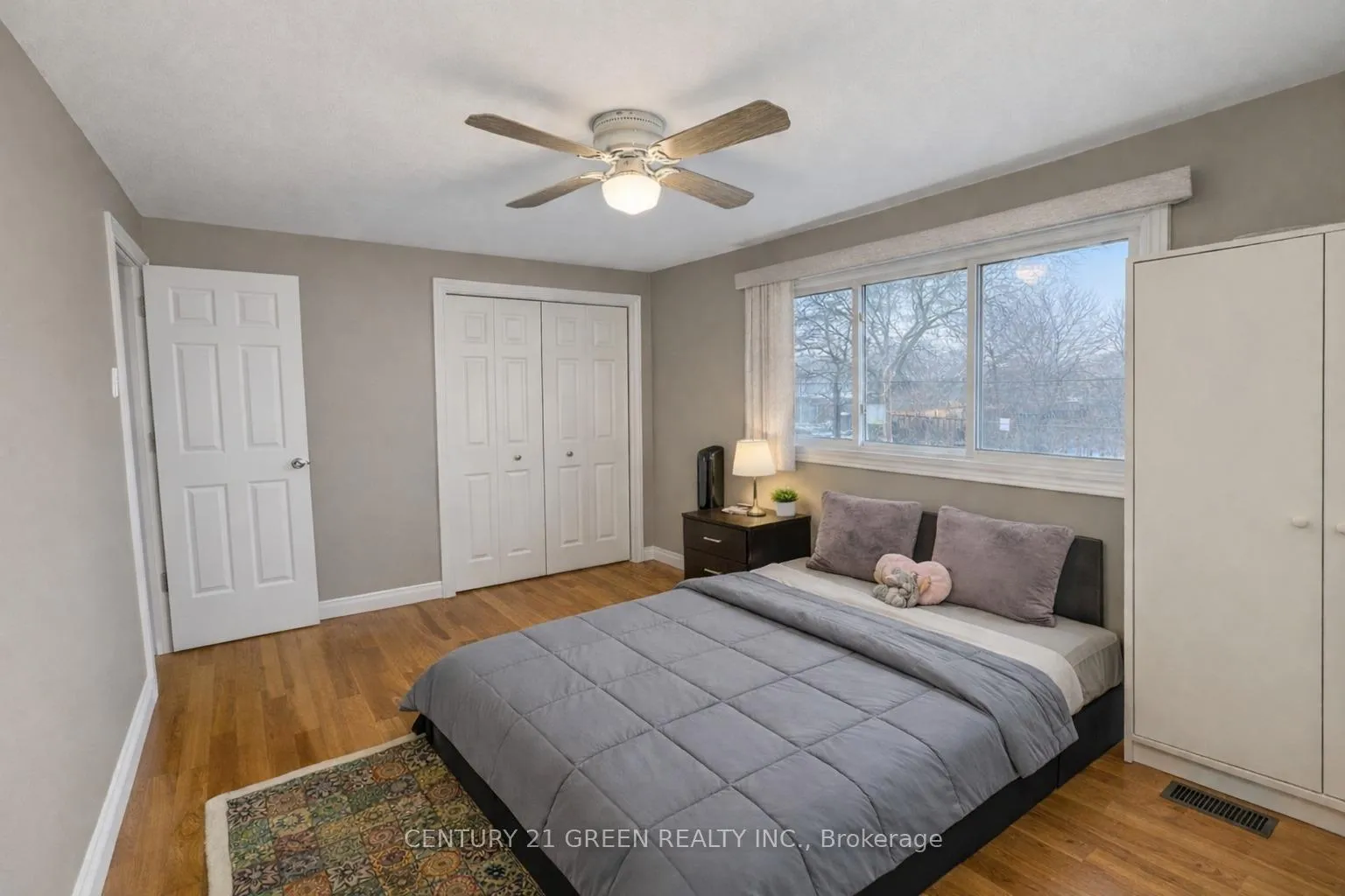 Photo 18 of 73 Owen Place, Hamilton, Greenford — HOMEH