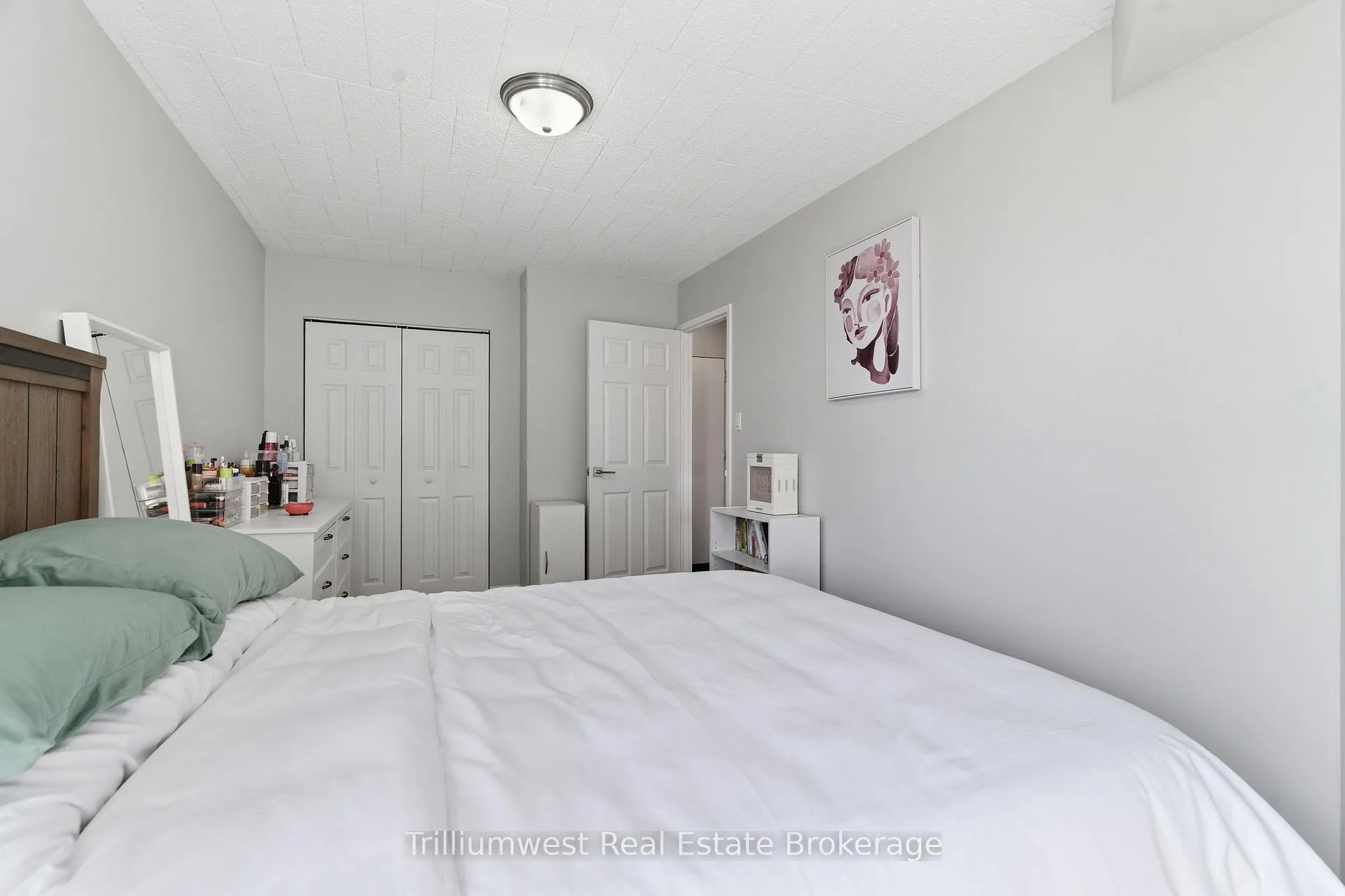 Photo 12 of 91 Conroy Crescent, Guelph, Dovercliffe Park/Old University — HOMEH
